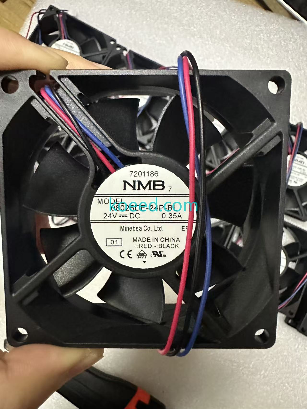 08025DE-24P-BL - Product View