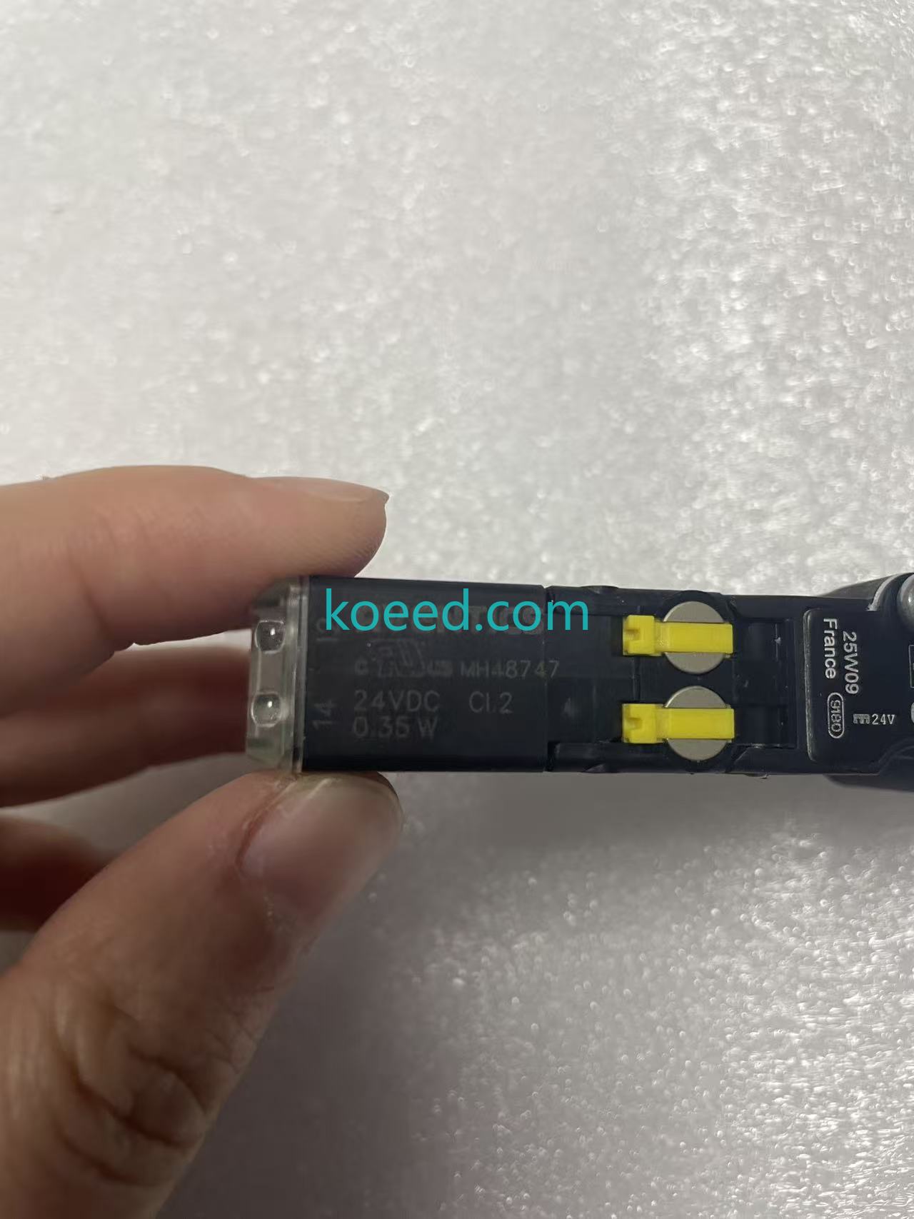 0820057105 PLC Module Technical Details