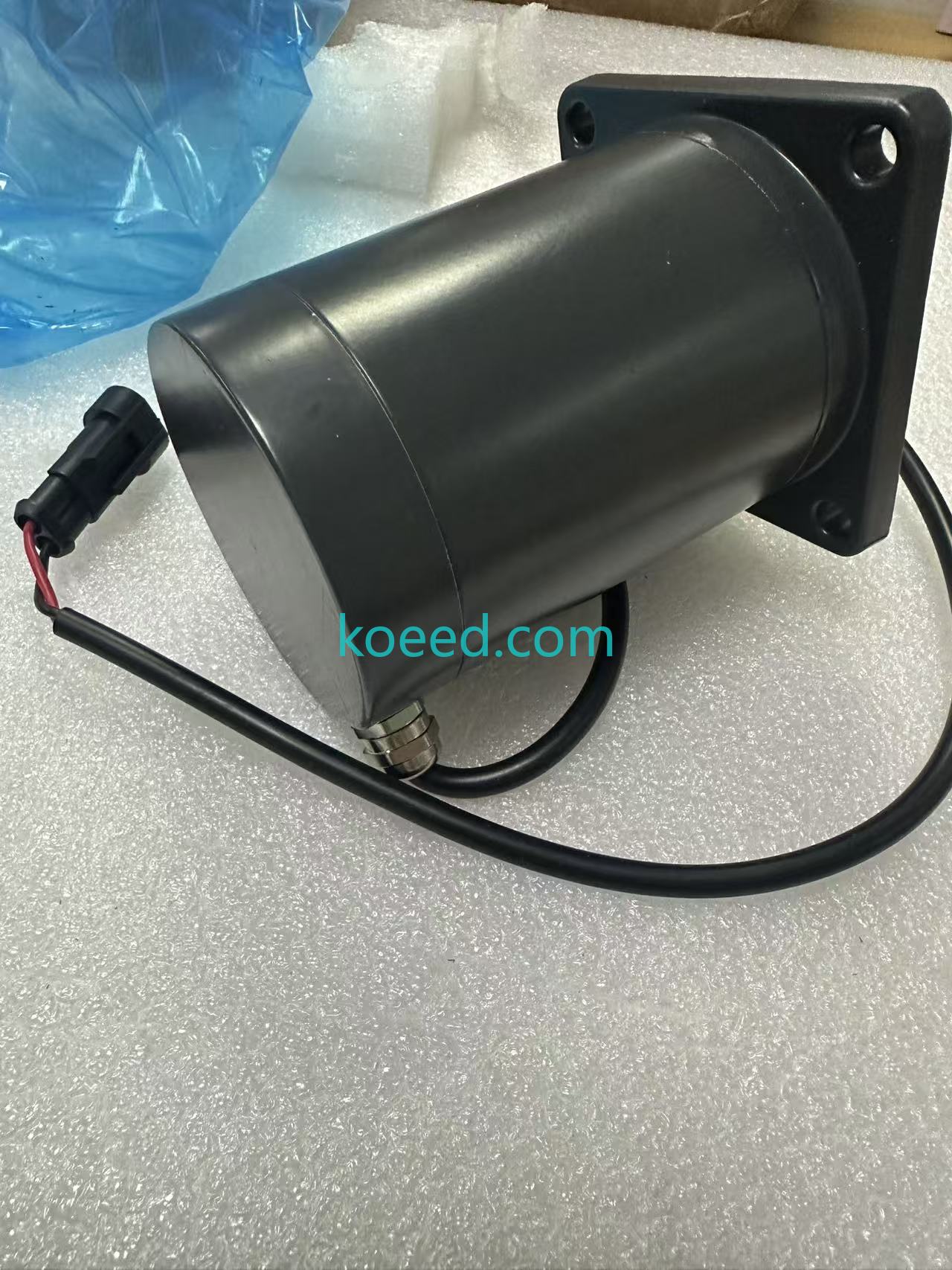 08FA-5GN-48V-90W-1800R - Koeed Fashion View