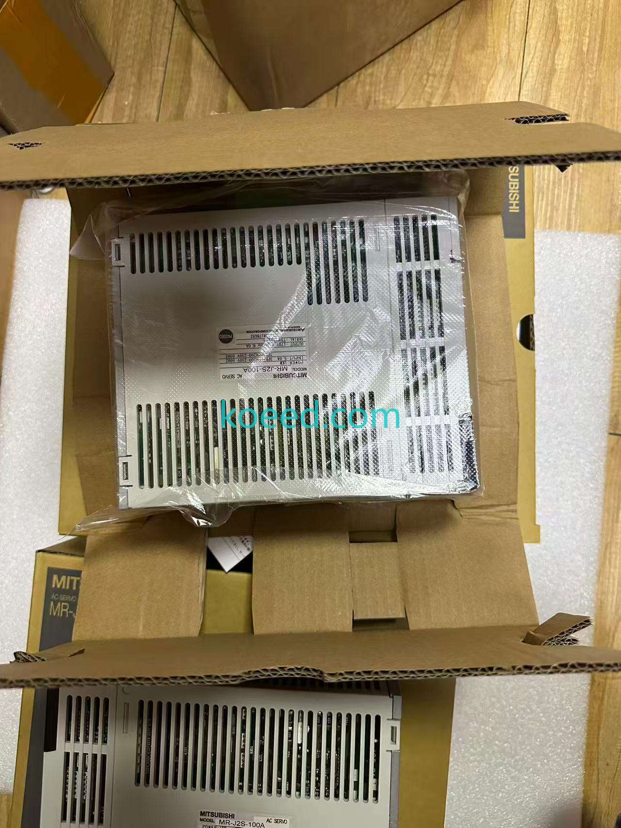 12MR-J2S-100A - Product View