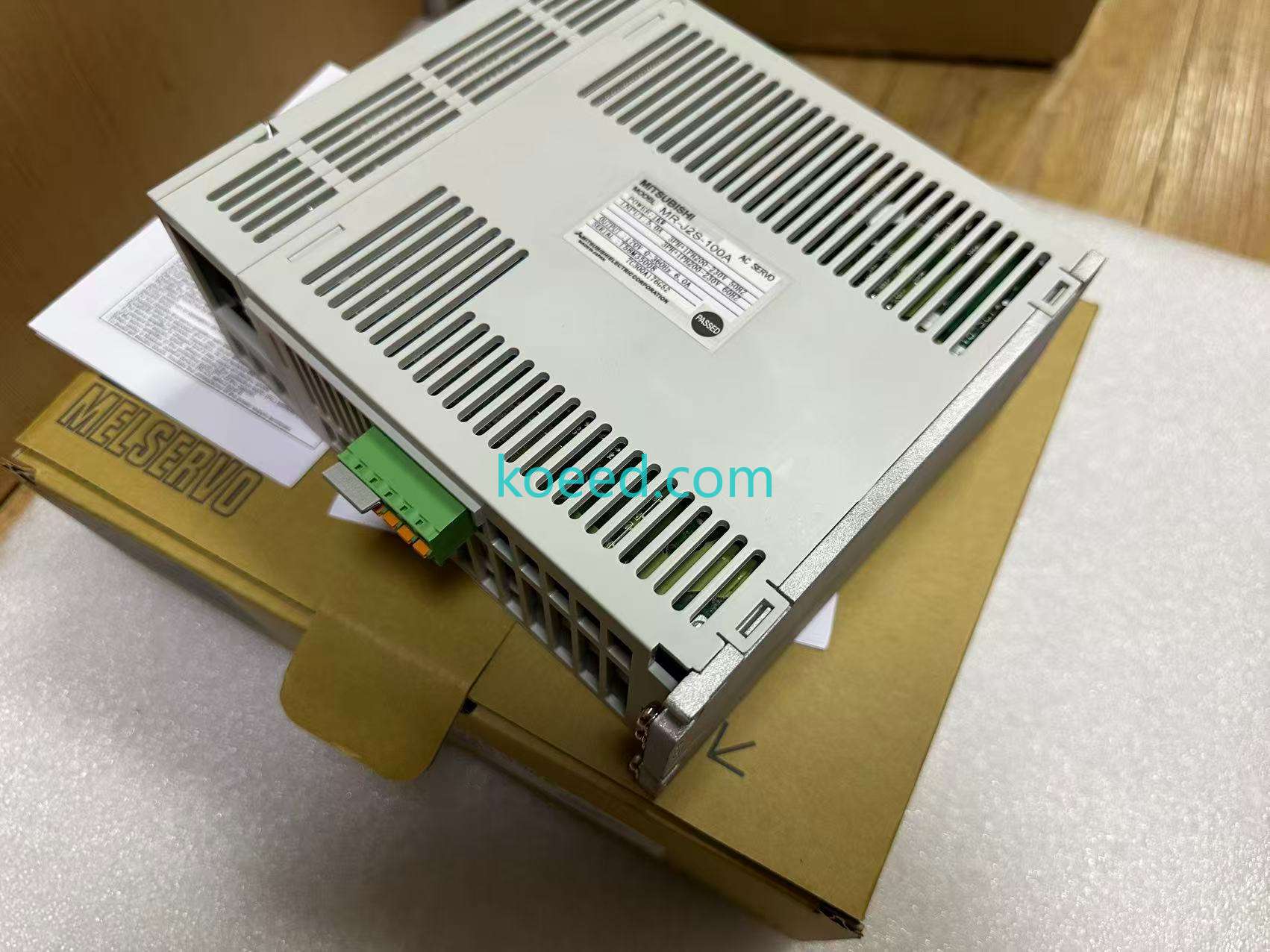 12MR-J2S-100A - Product View