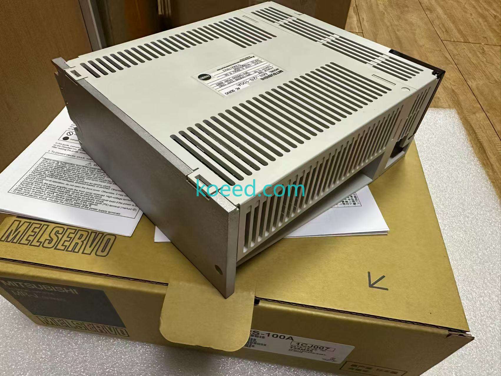 12MR-J2S-100A - Product View