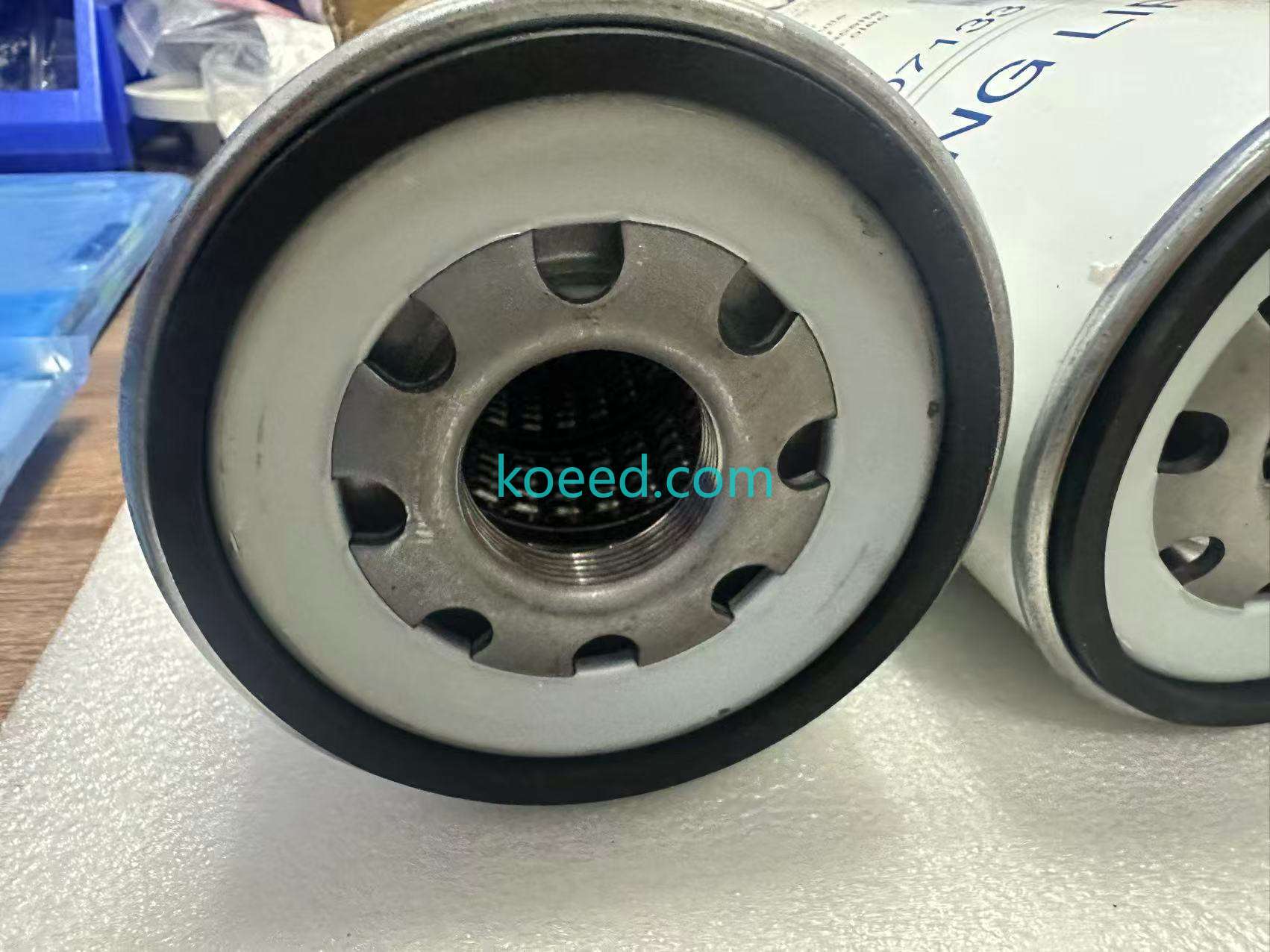 Volvo D13 Oil Filter Kit Component 2