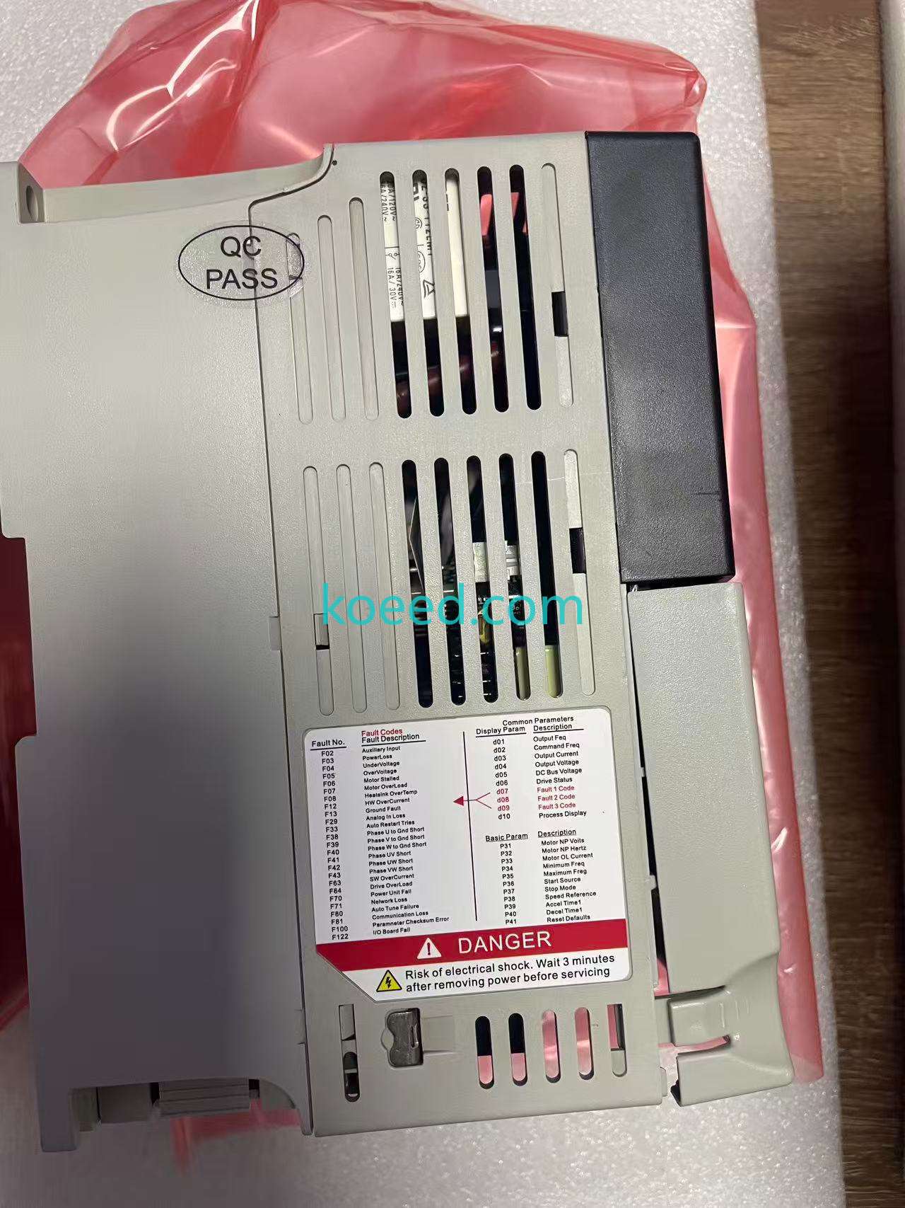 22B-D4P0N104 - Product View