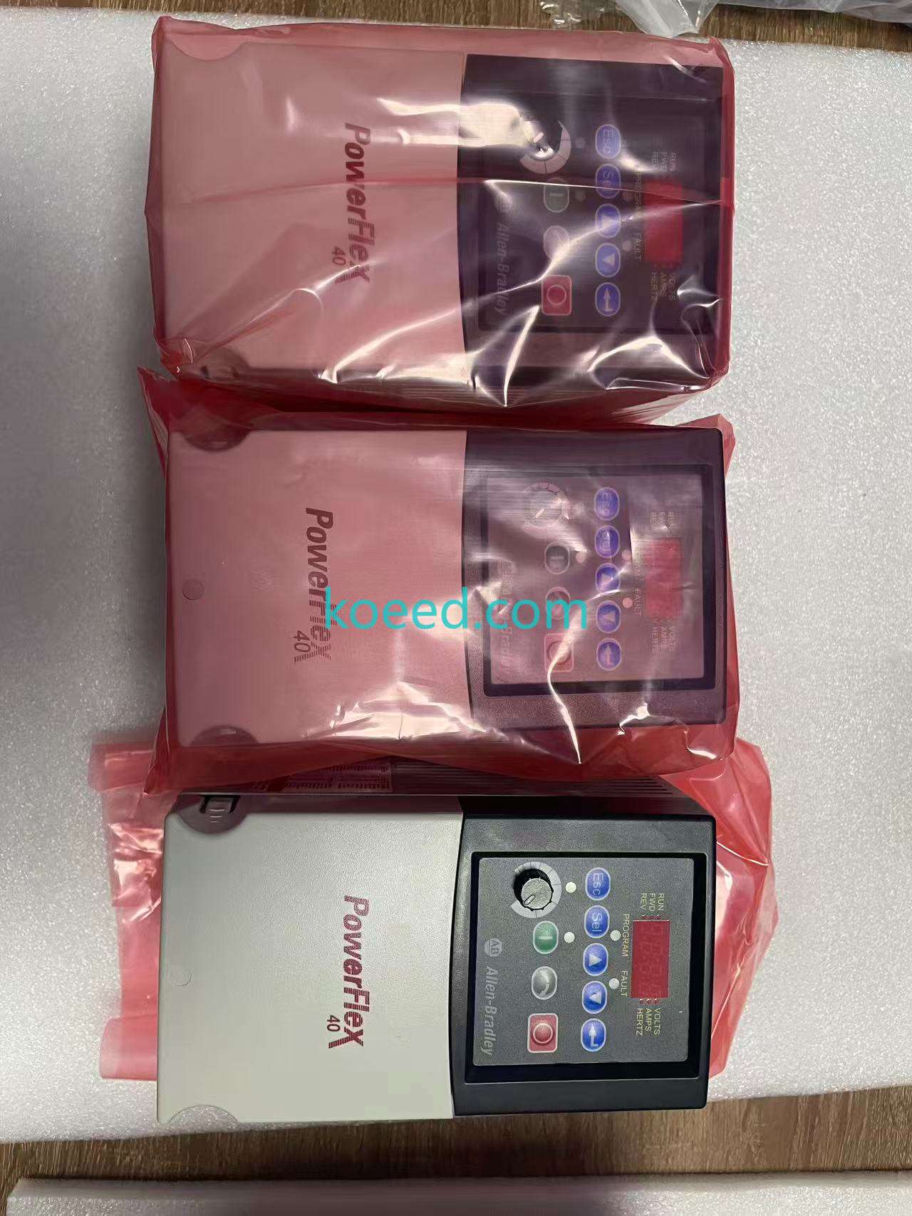 22B-D4P0N104 - Product View