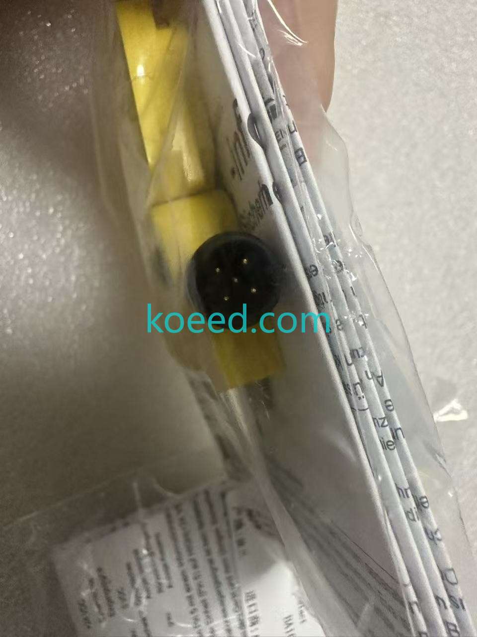 ABB 2TLA020051R5100 Safety Sensor Top View