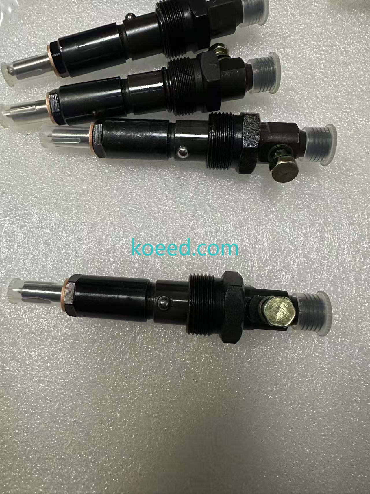 Bosch 300 Marine Injector - Nozzle Tip Detail