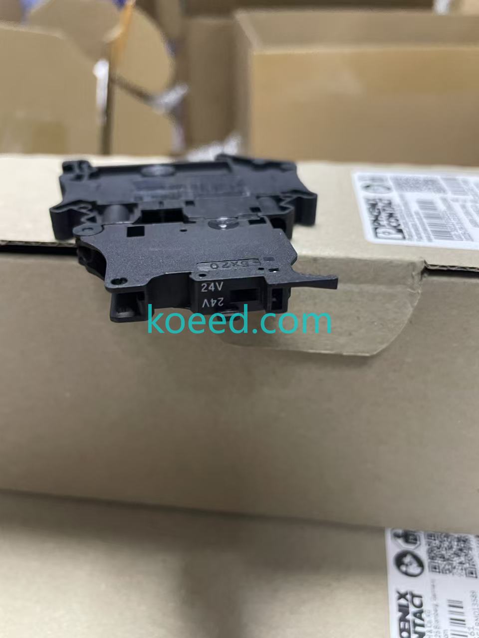 Phoenix Contact 3046090 installation view