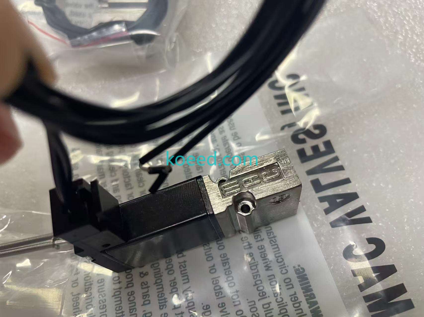 34B-L00-GDFA-1KA - Product View