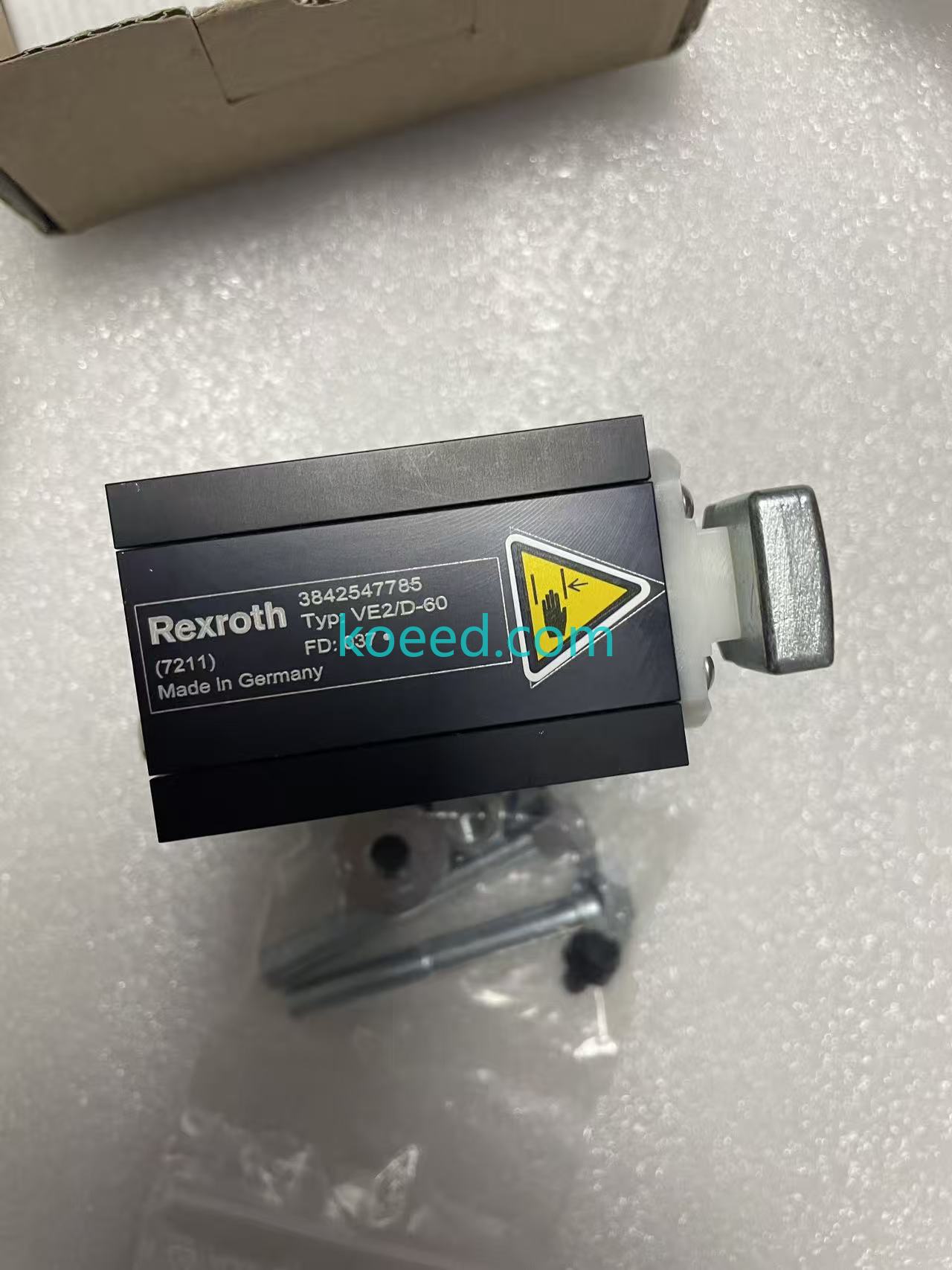 Component details and construction