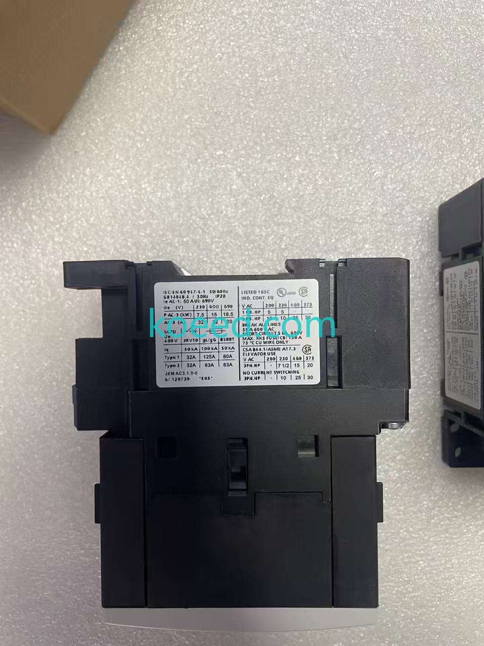 Siemens 3RT1034-1AC20 Internal Components