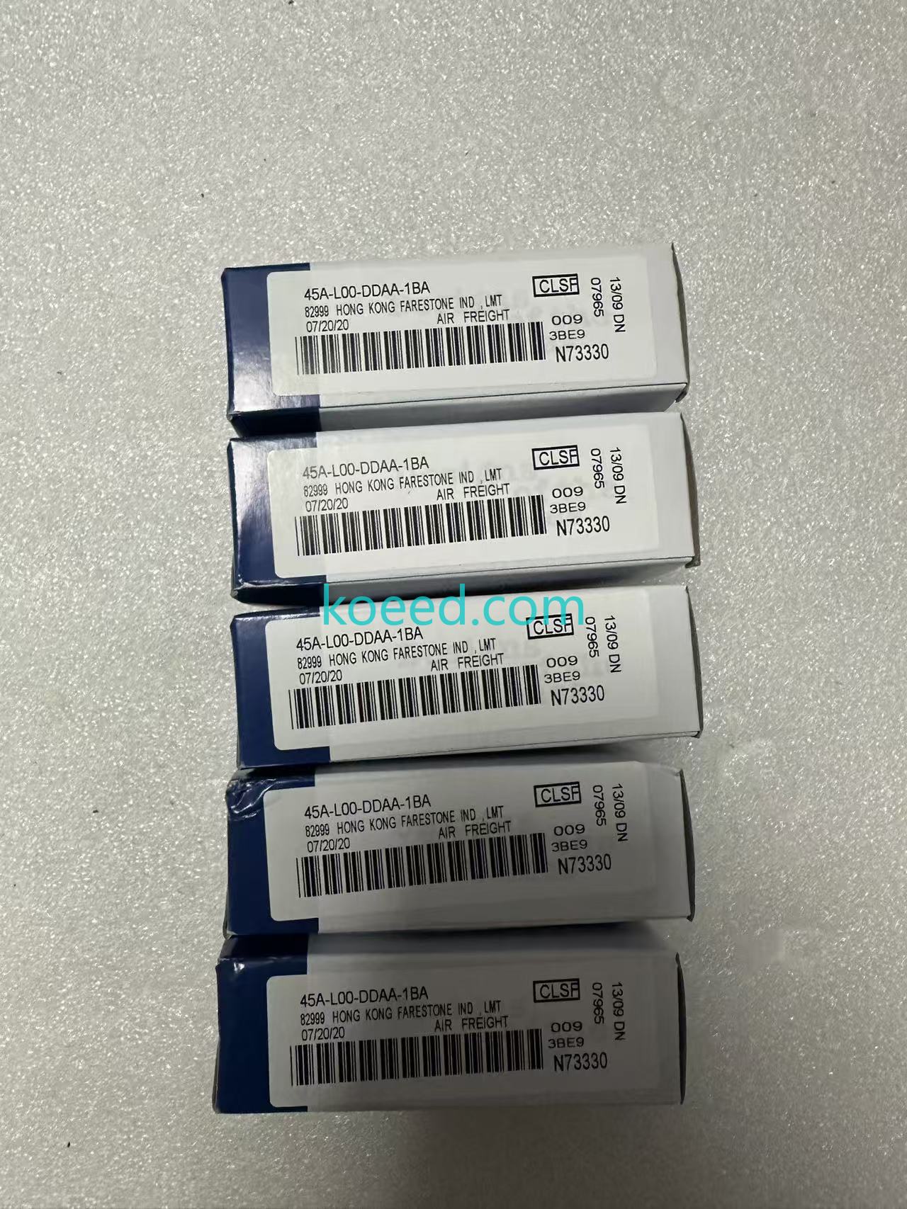 MAC 45A-L00-DDAA-1BA Solenoid Valve - Detail Close-Up