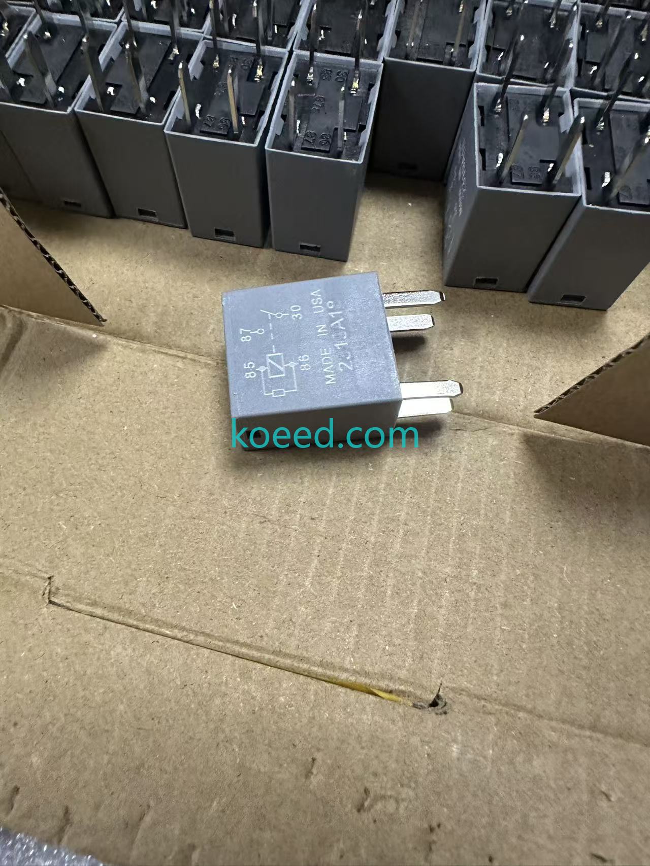 68083380AA - Koeed Fashion View