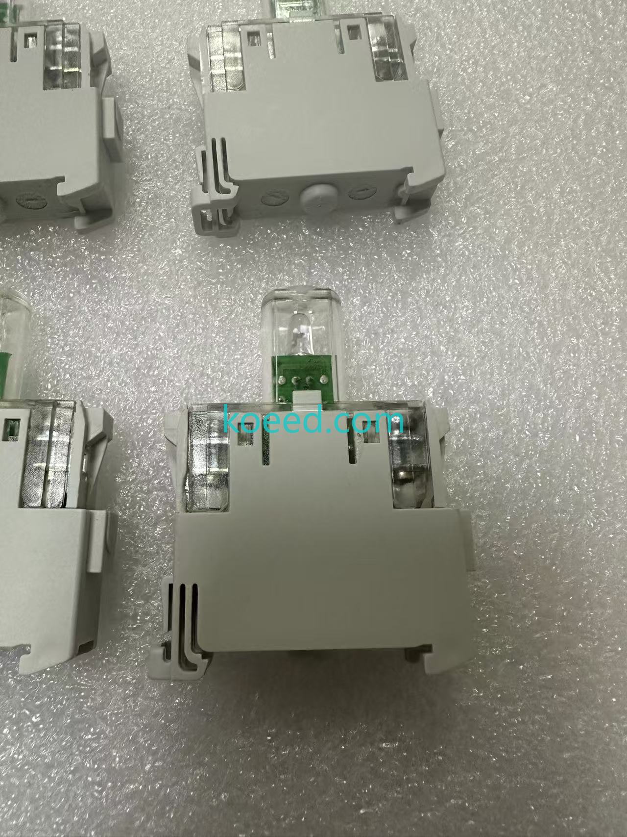 8010/2-01-WS Side View