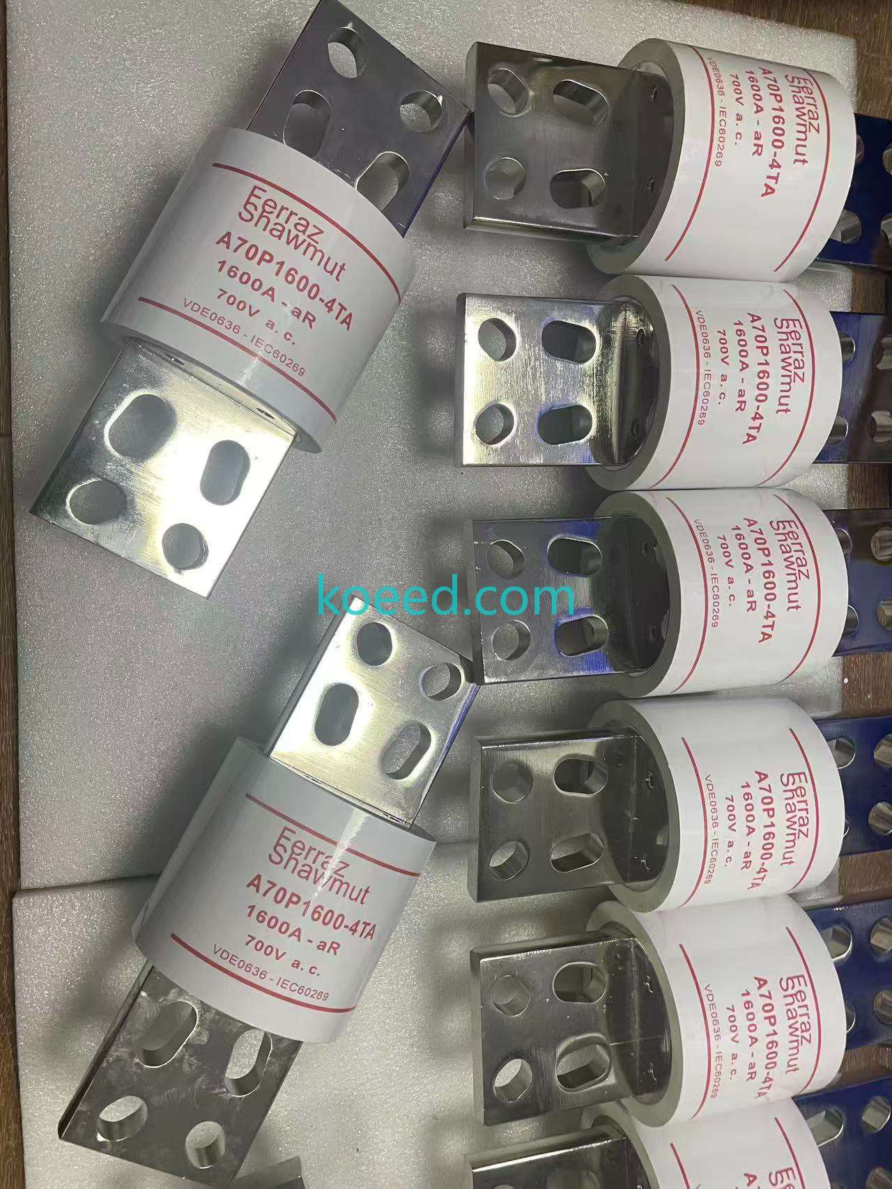 A70P1600-4TA Fuse Side View