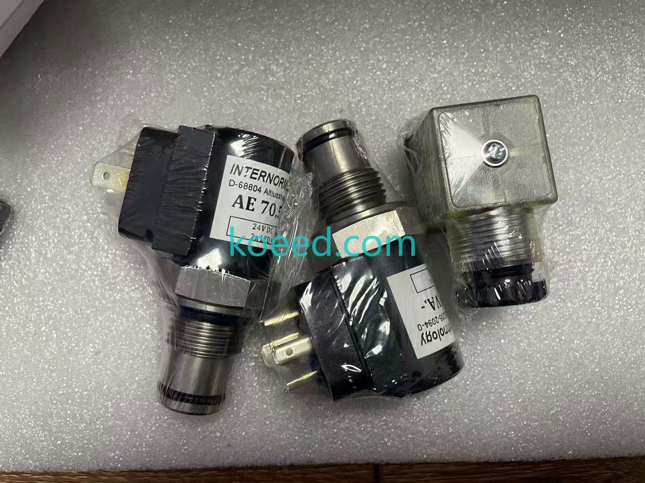 AE70.5,0.P.-.VA. - Product View