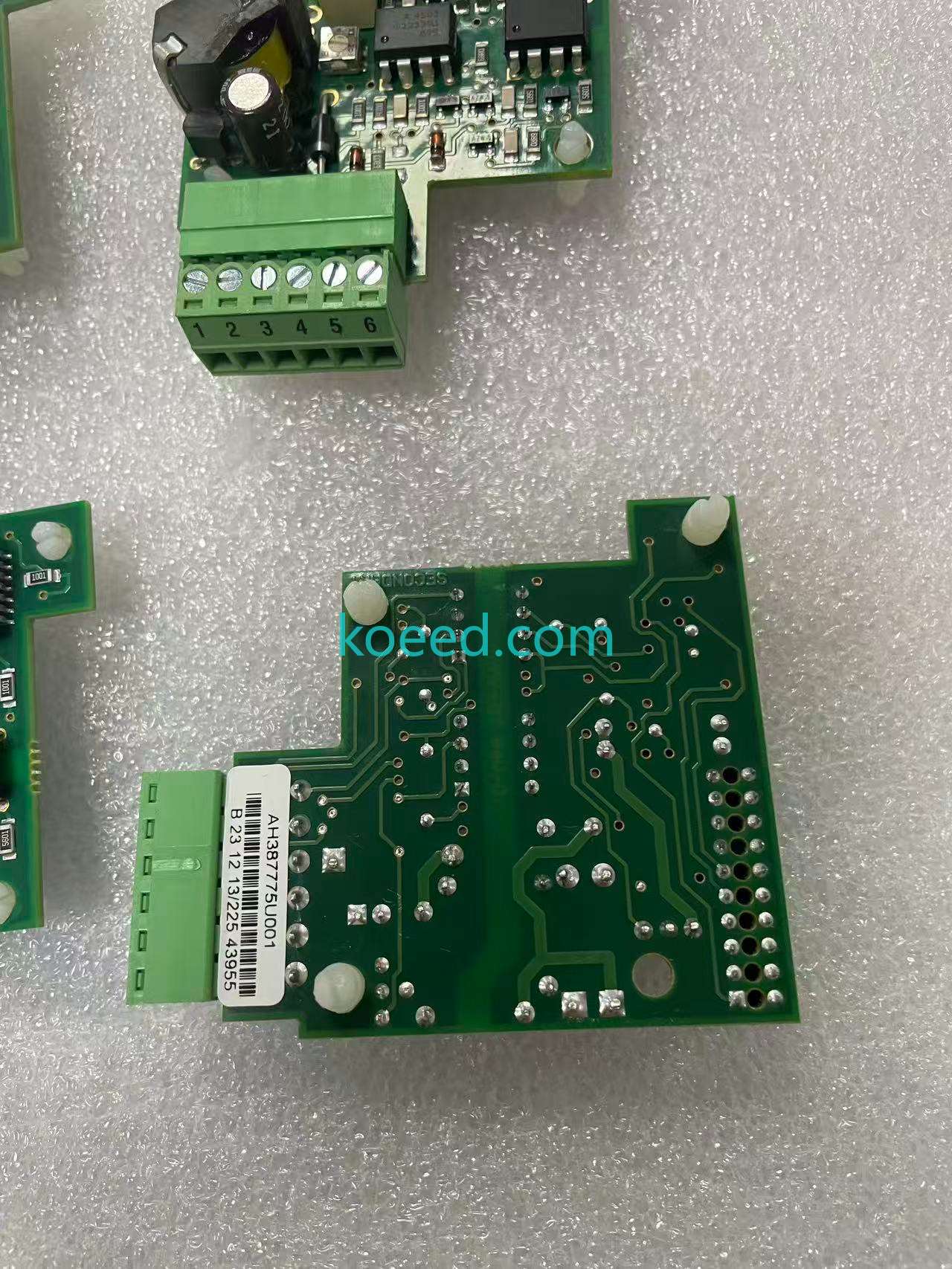 AH387775U001 - Product View