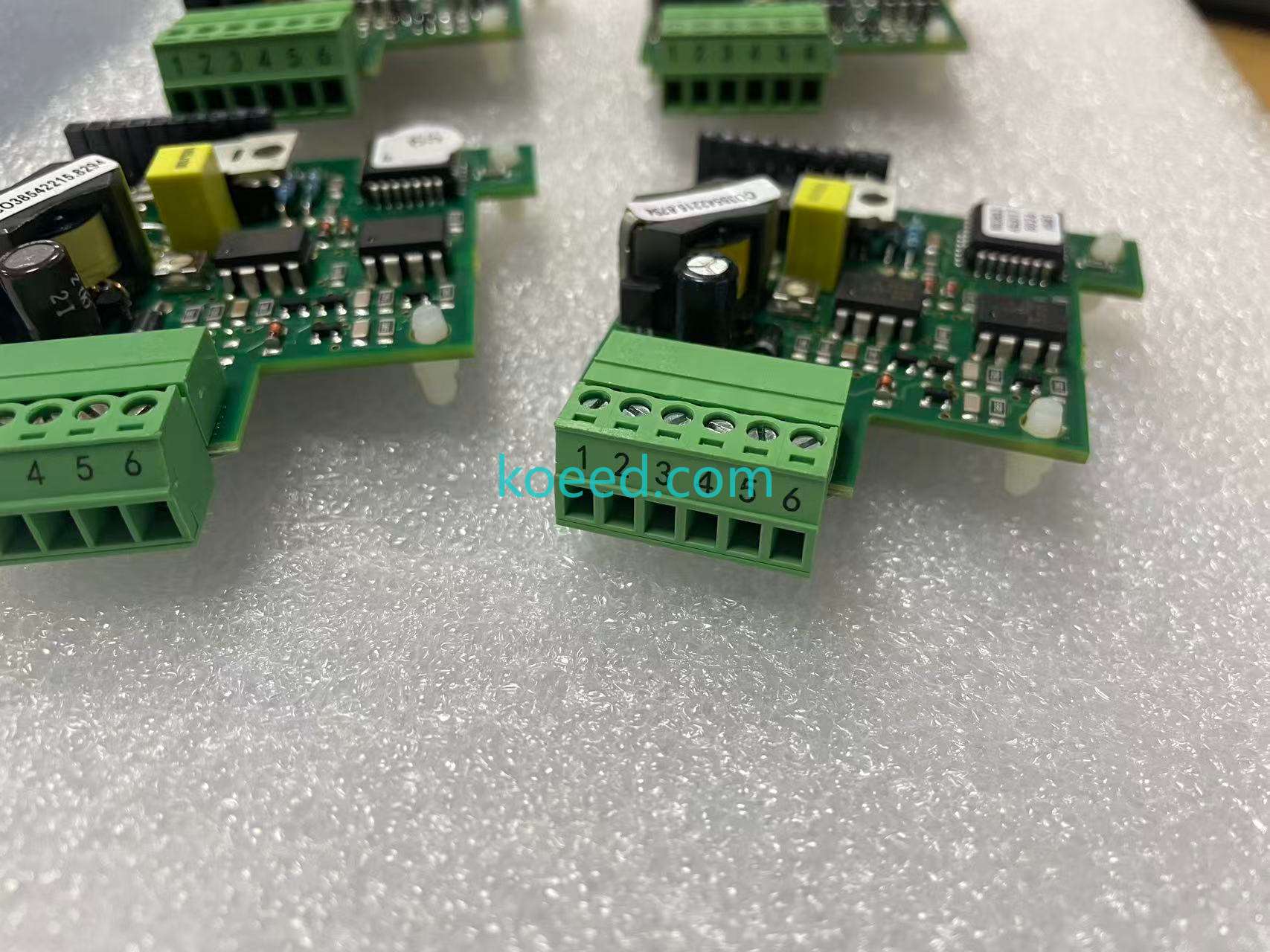 AH387775U001 - Product View