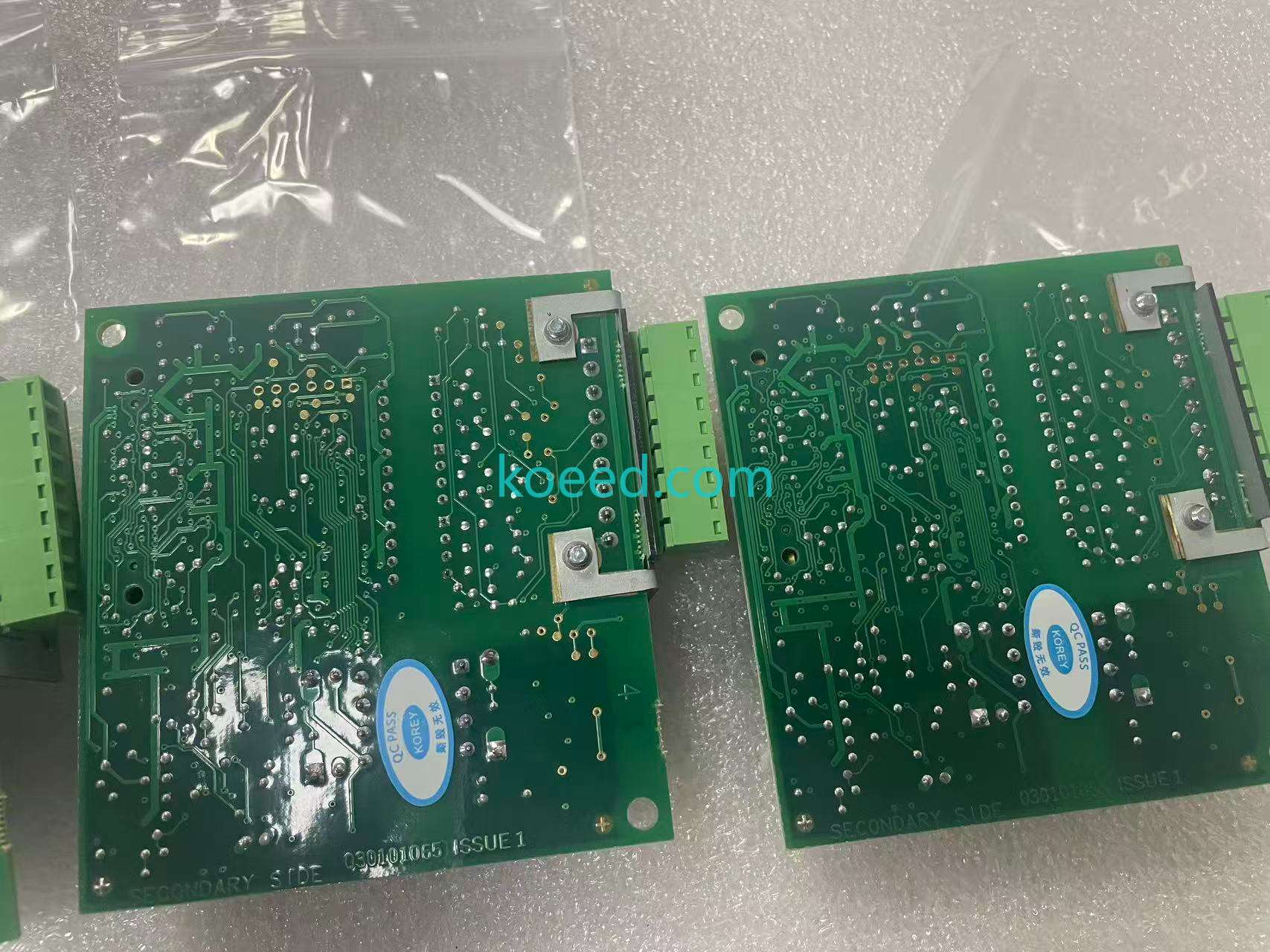 AH465779U001 - Product View