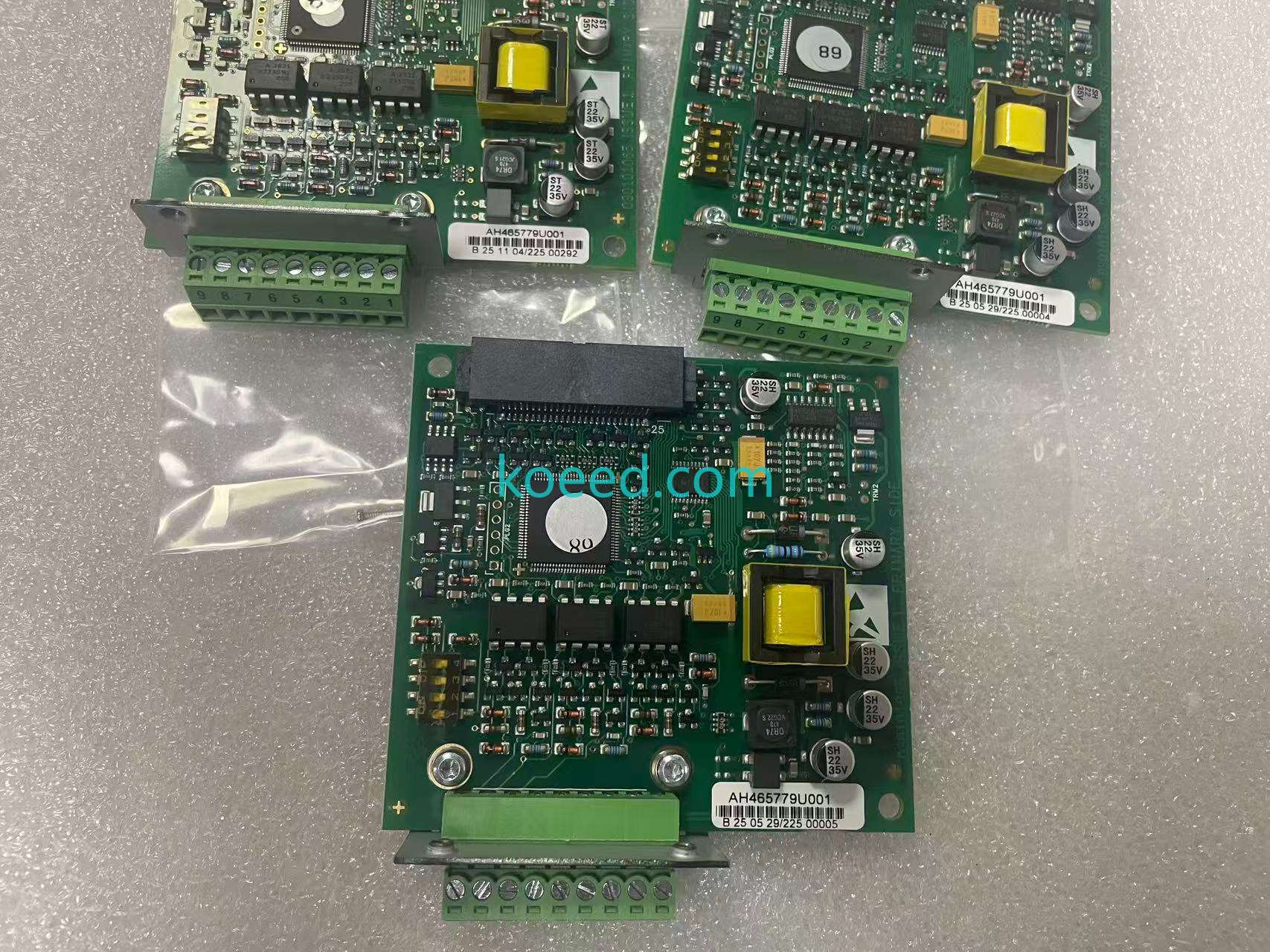 AH465779U001 - Product View