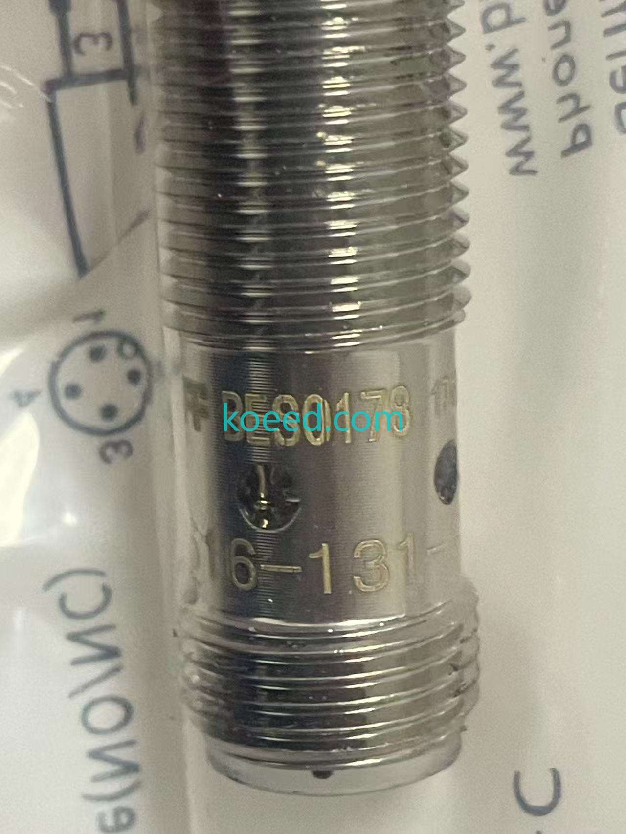 BES 516-131-S4-C Packaging