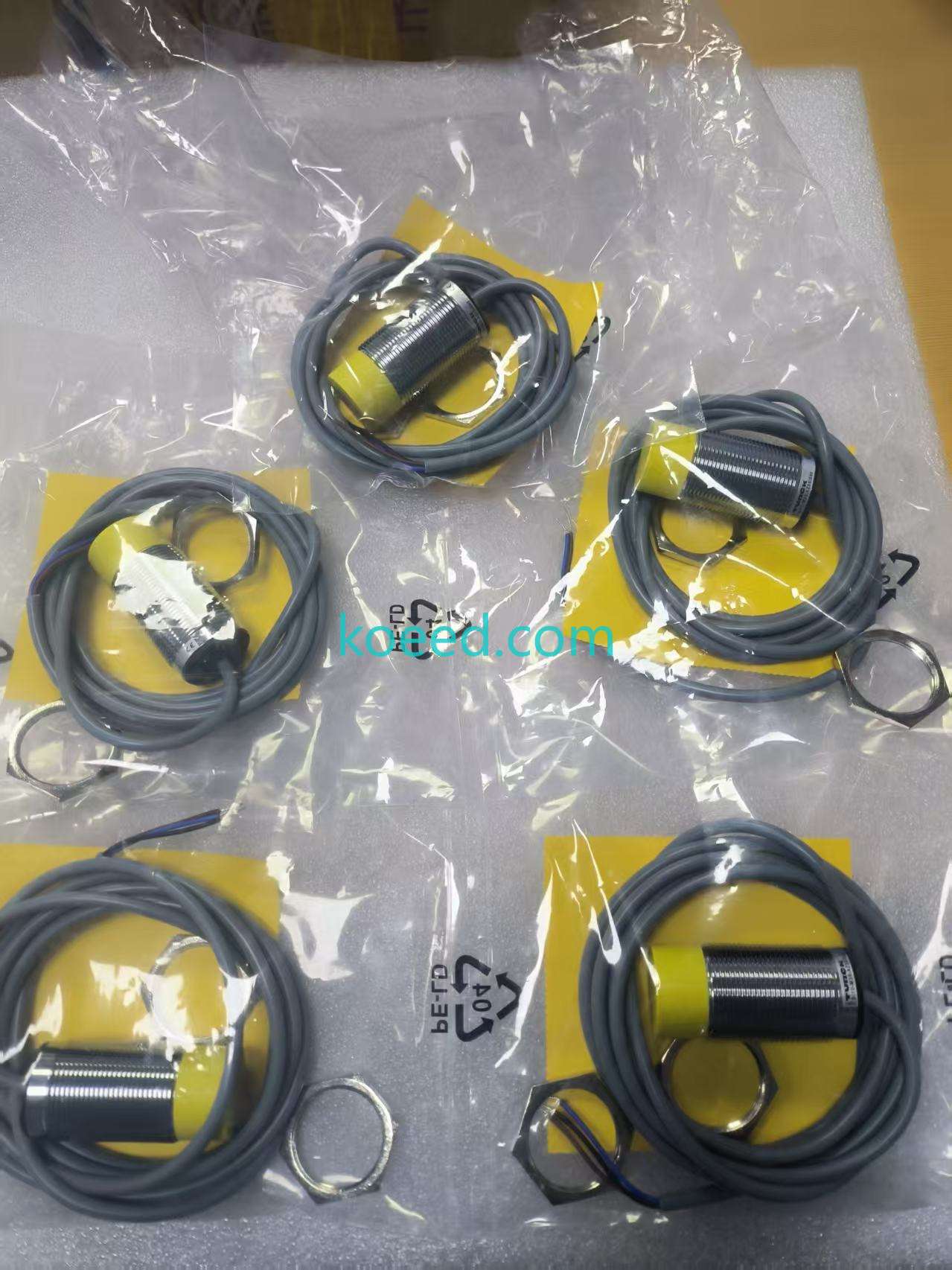 BI10-M30-AZ3X/S90 Mounting Example