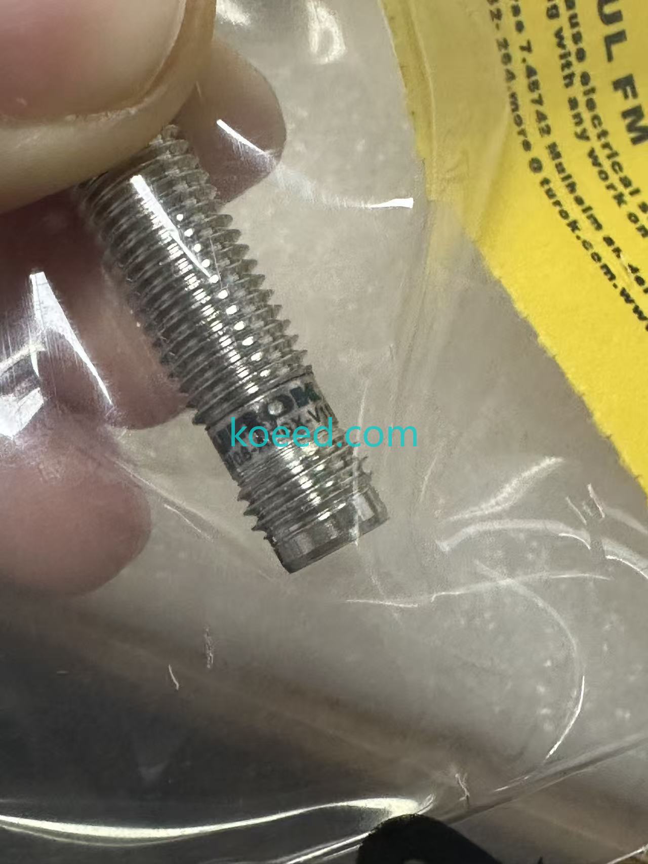 BI3-M08-AP6X-V1131~ side view