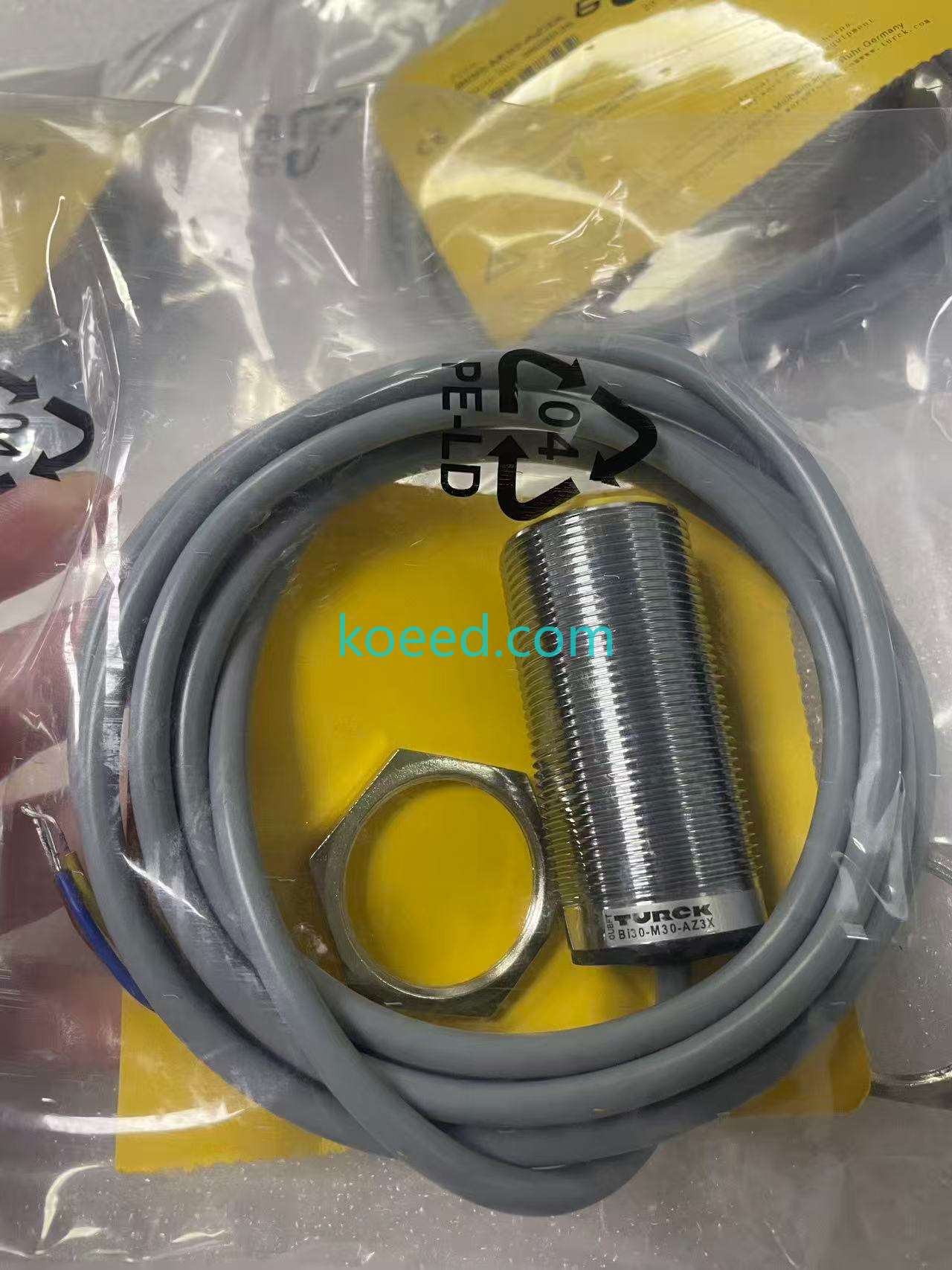 BI30-M30-AZ3X - Product View