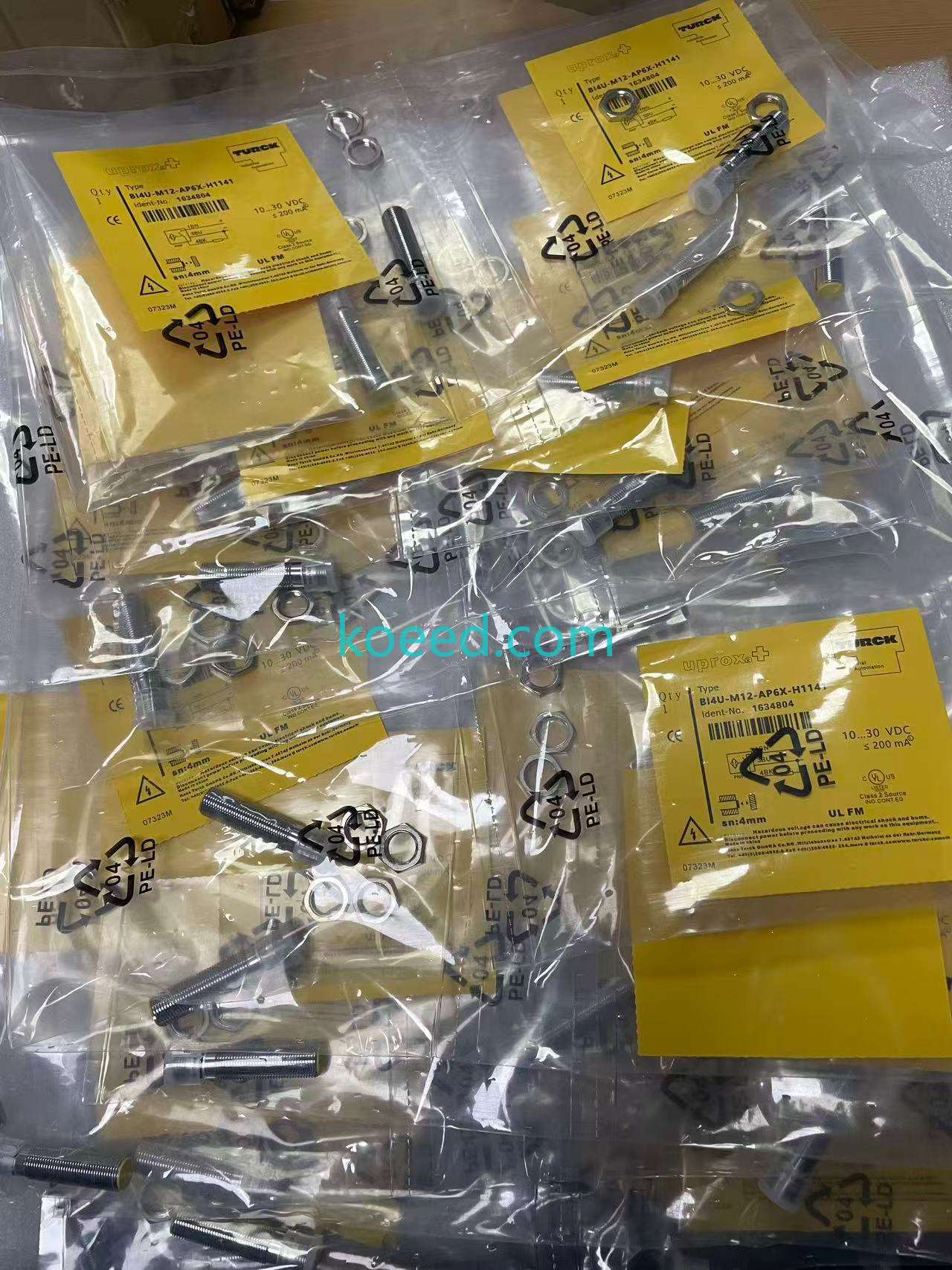 Turck BI4U-M12-AP6X-H1141 Packaging