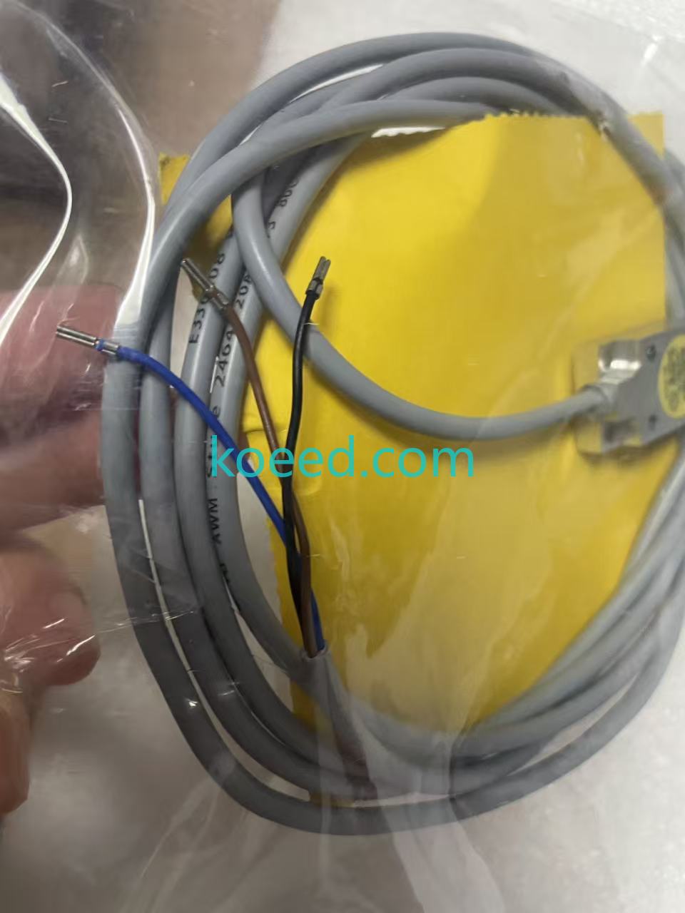 BI5U-Q08-AP6X2 Installation Example