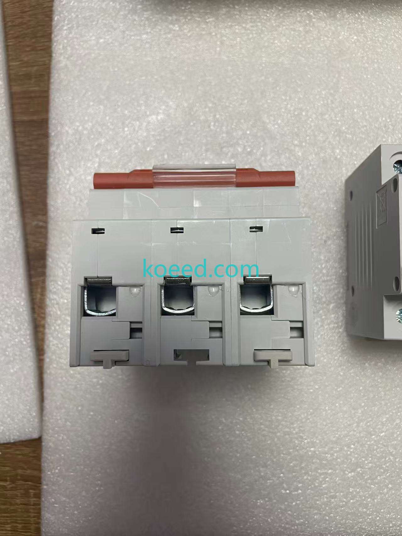 BKH-b - Product View