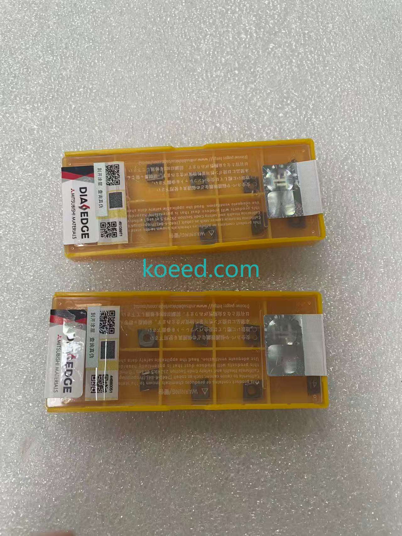 CCMT060204 VP15TF insert dimensional view