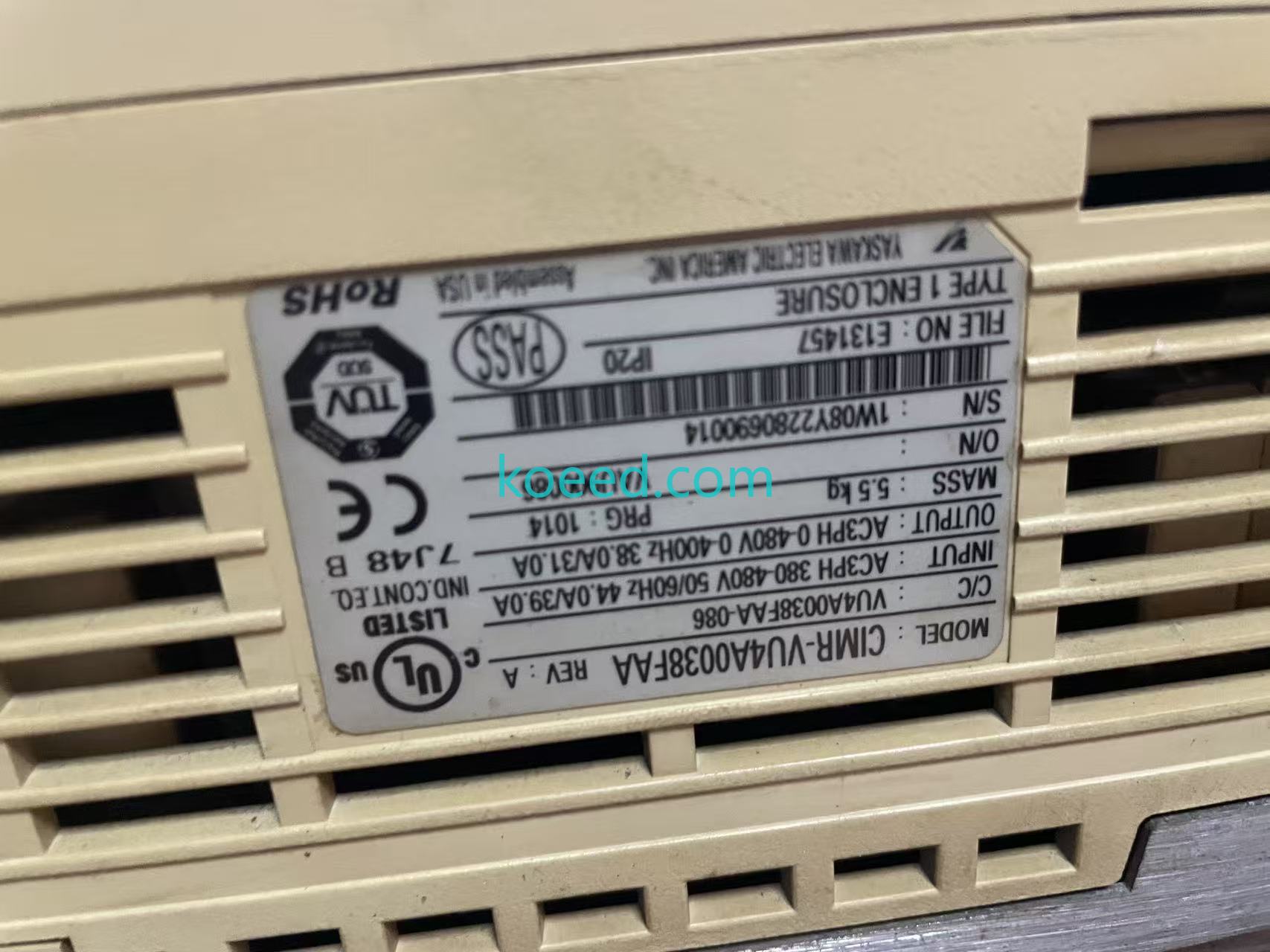 Yaskawa CIMR-VU4A0038FAA Control Panel