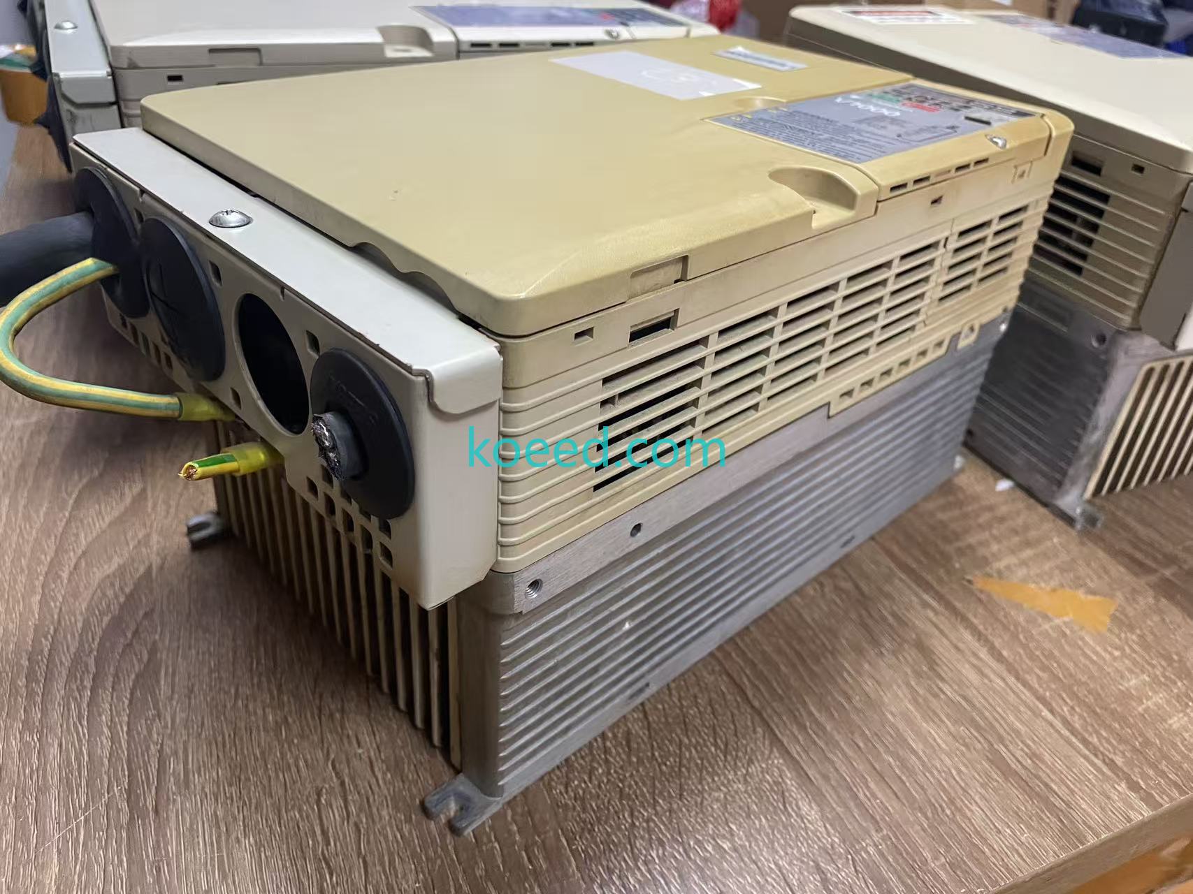 Yaskawa CIMR-VU4A0038FAA Overall View