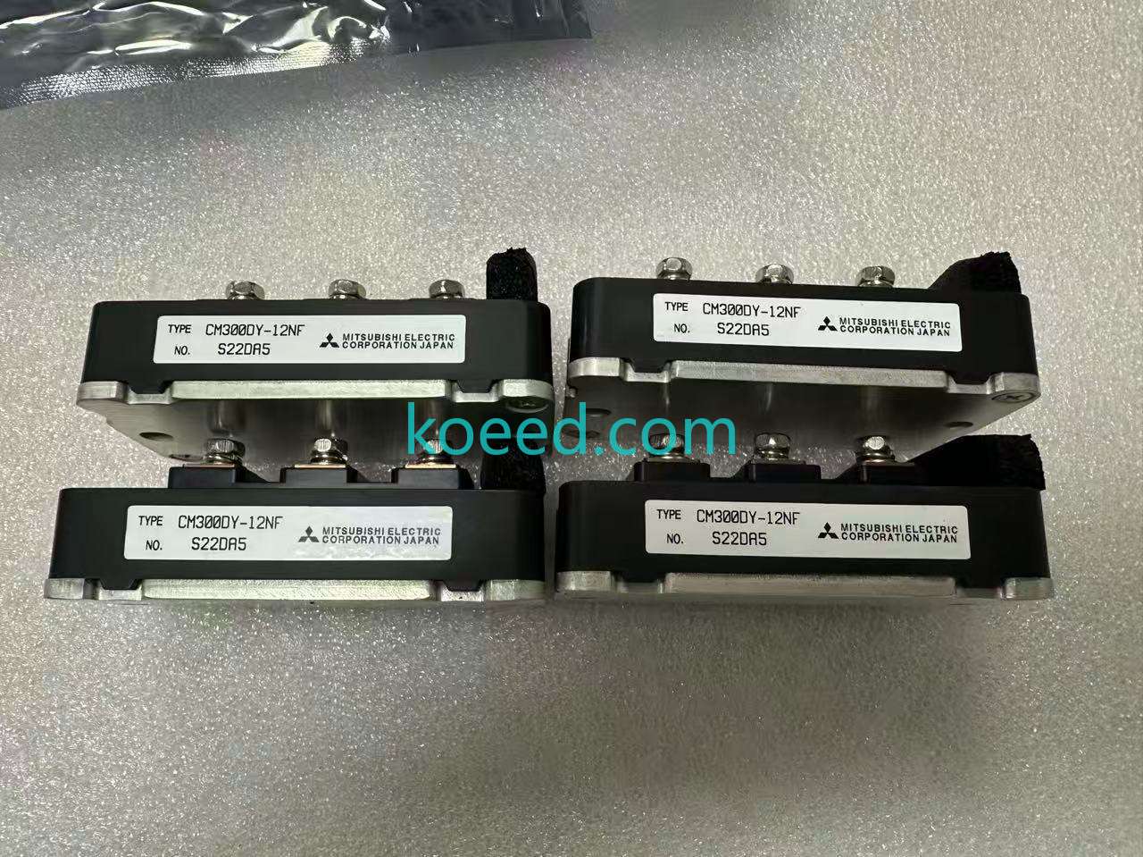 CM300DY-12NF - Product View