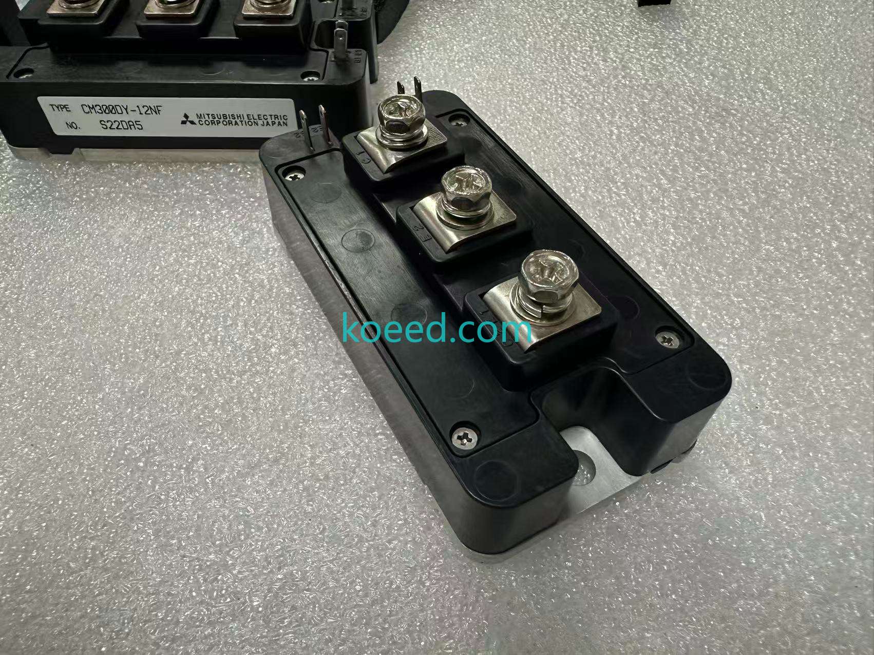 CM300DY-12NF - Product View