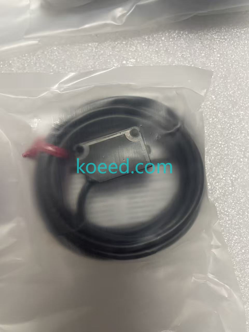 Panasonic CX-442-P Photoelectric Sensor Front View