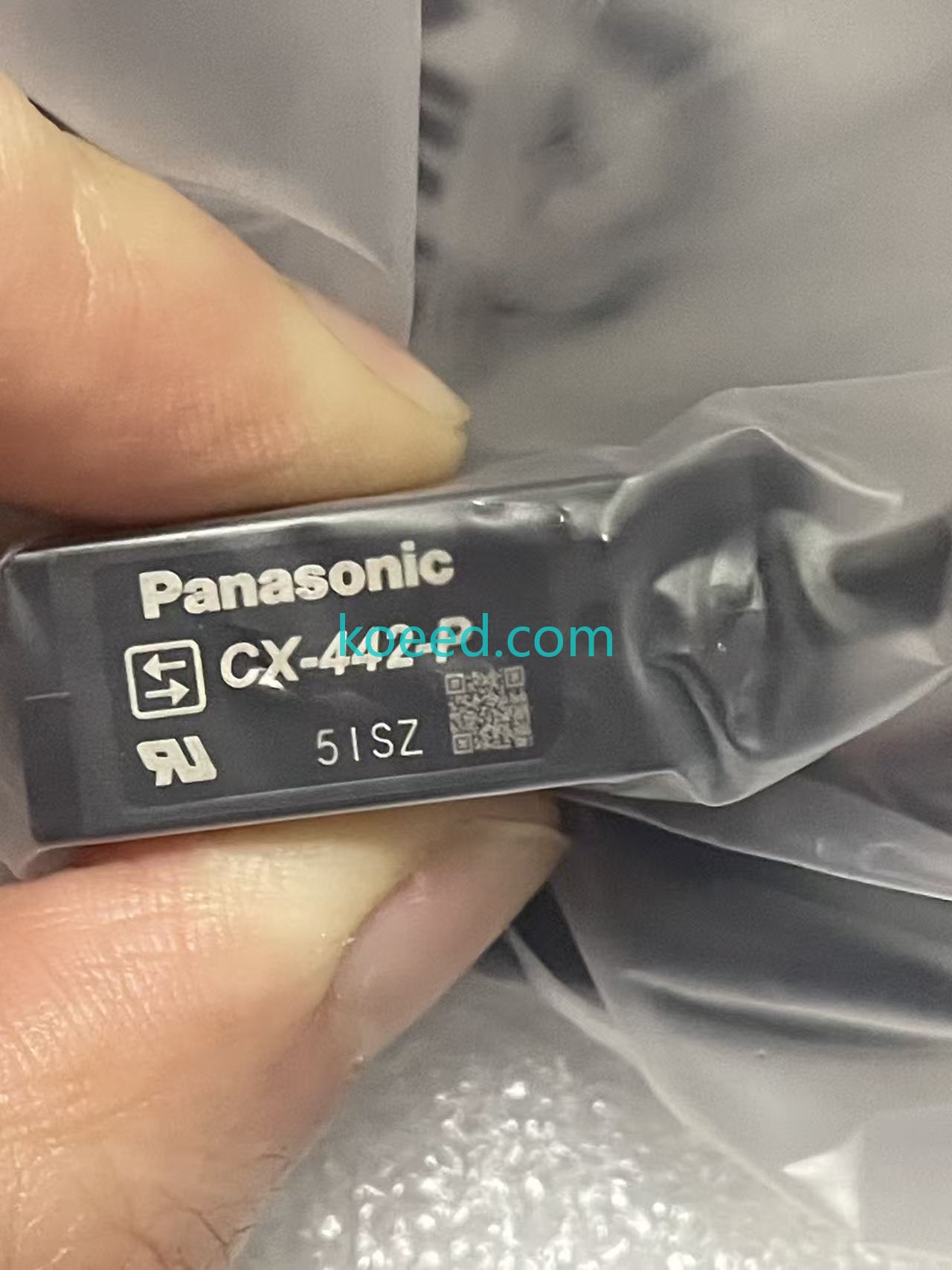 Panasonic CX-442-P Side View