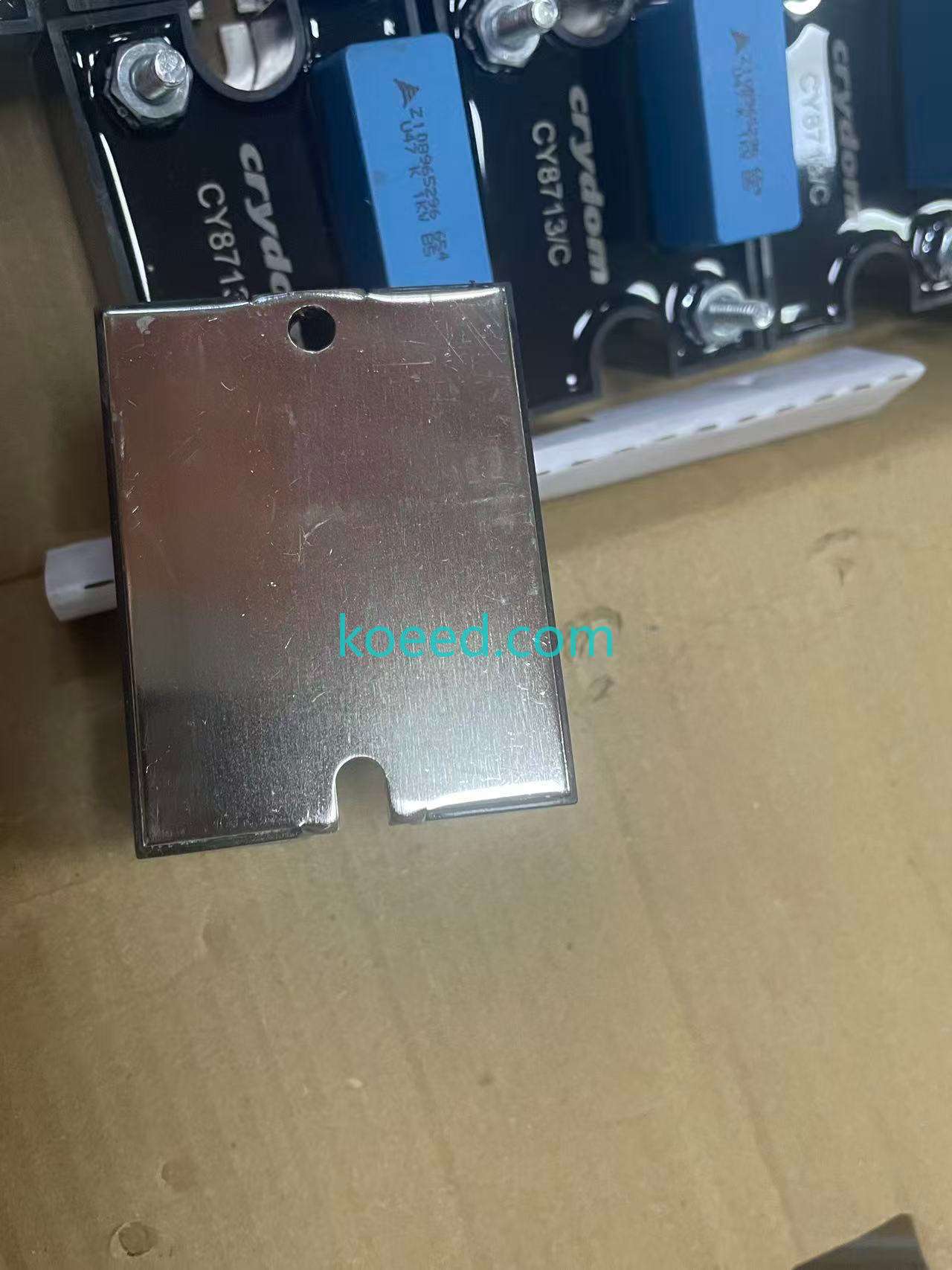 CY8713/C - Product View