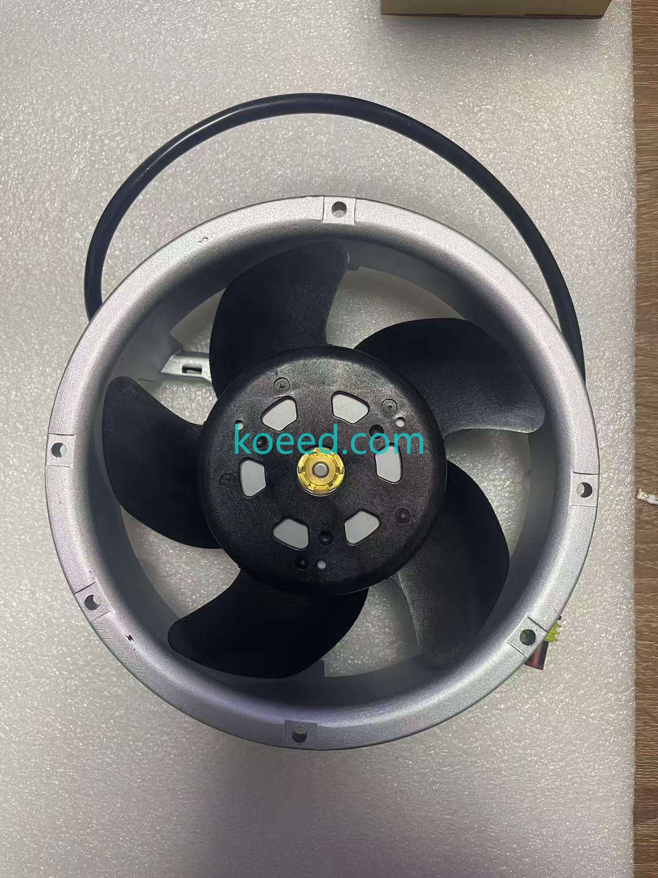 D1751S48B9CP-33 Cooling Fan Front View