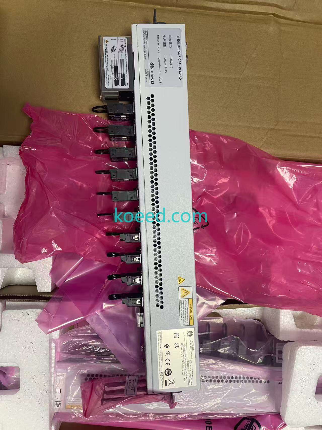 DCDU-12B - Product View