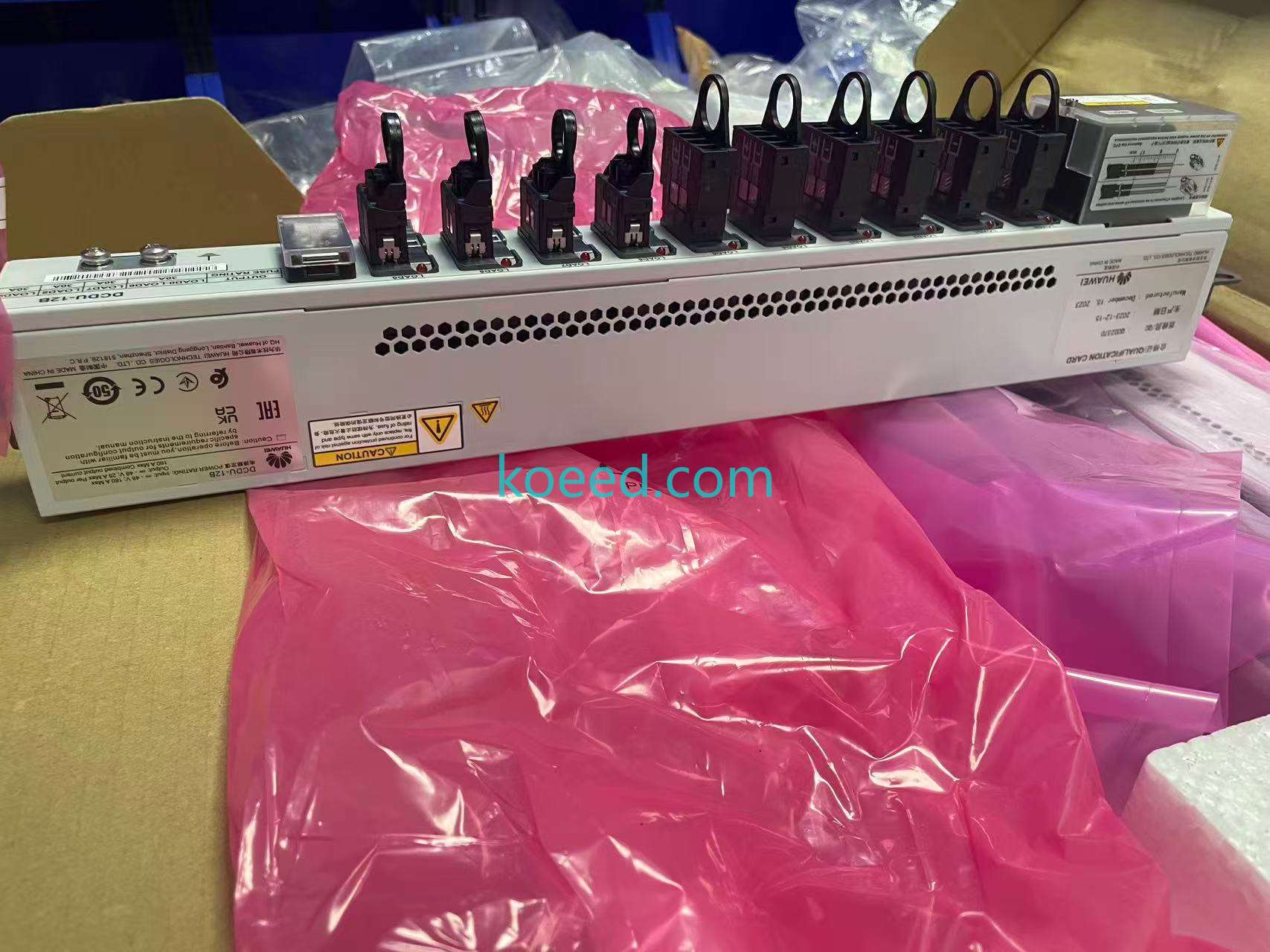 DCDU-12B - Product View