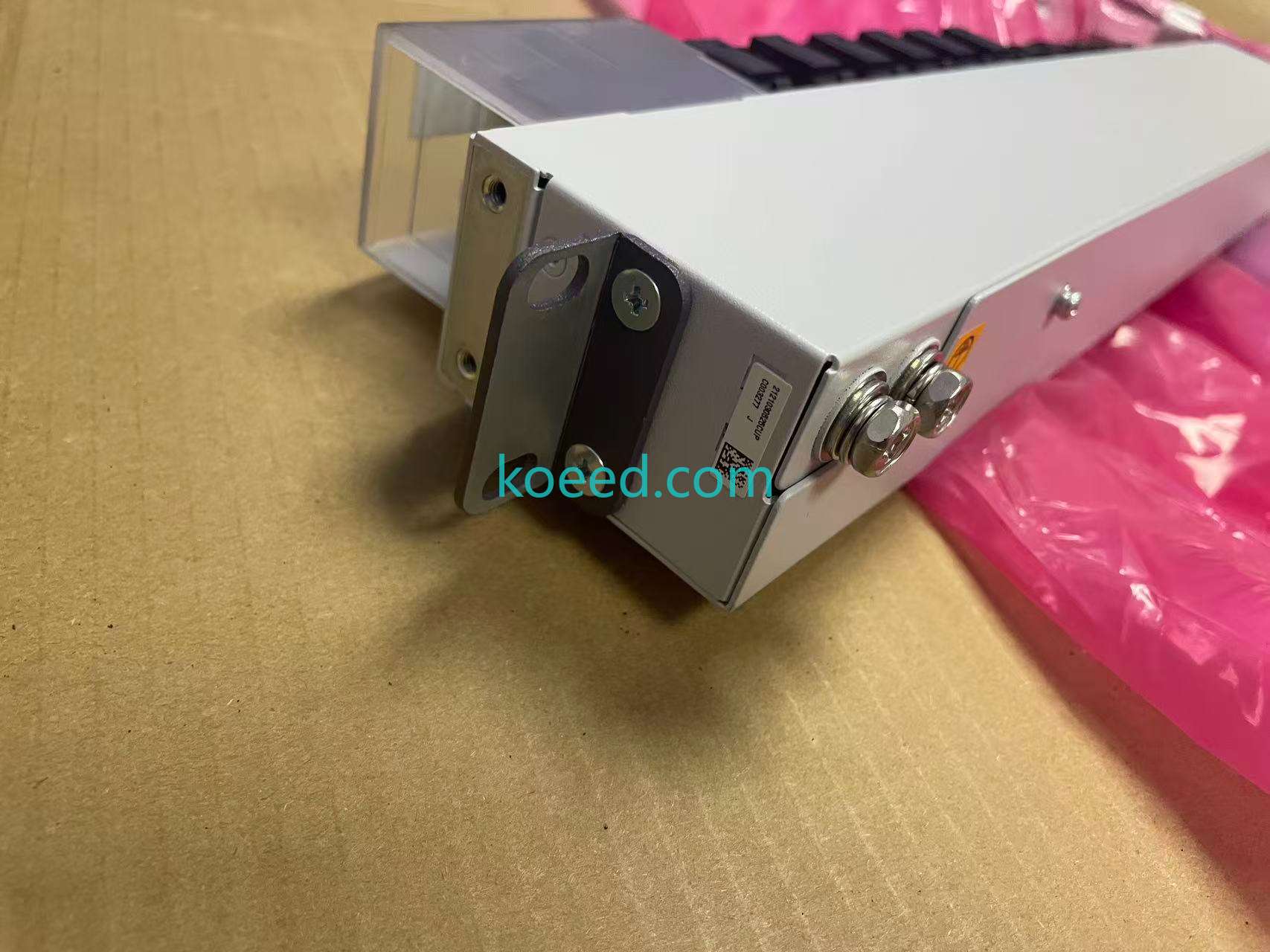 DCDU-12B - Product View