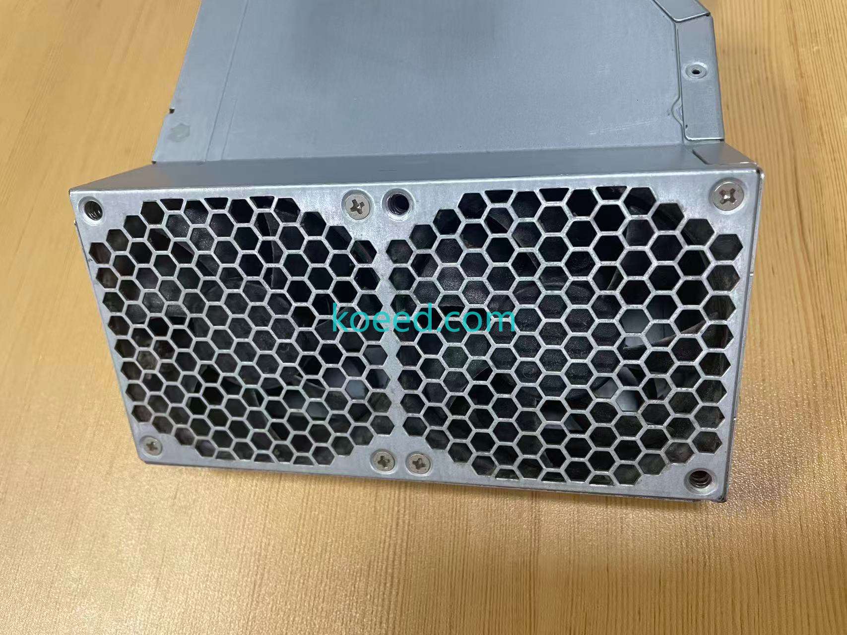 DPS-1050DB A Power Connectors