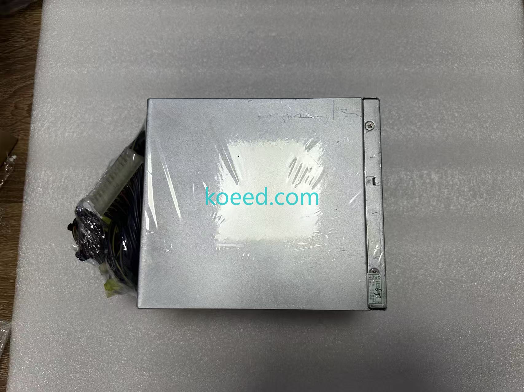 Delta DPS-575AB Top View