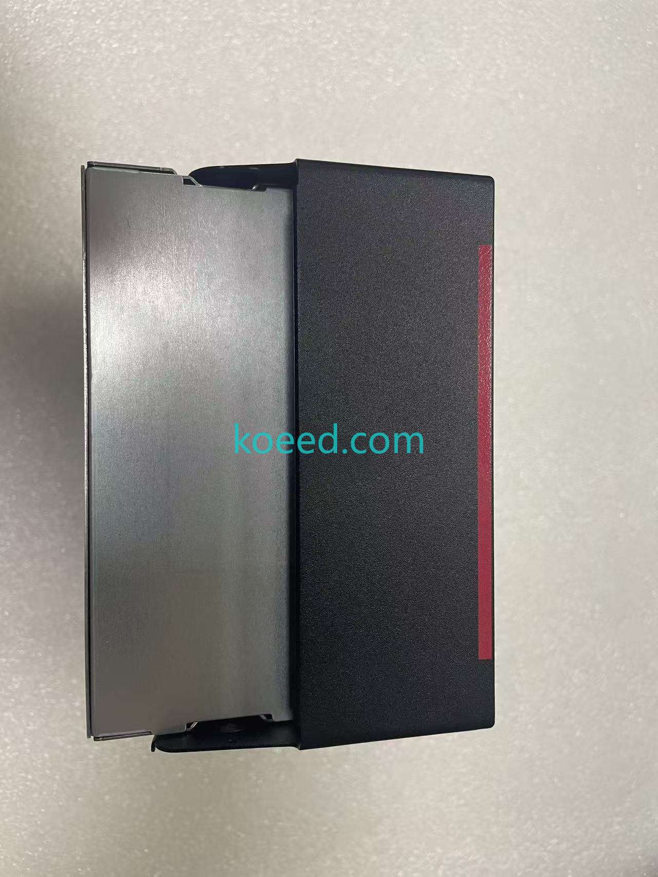 DPS-900EB - Product View