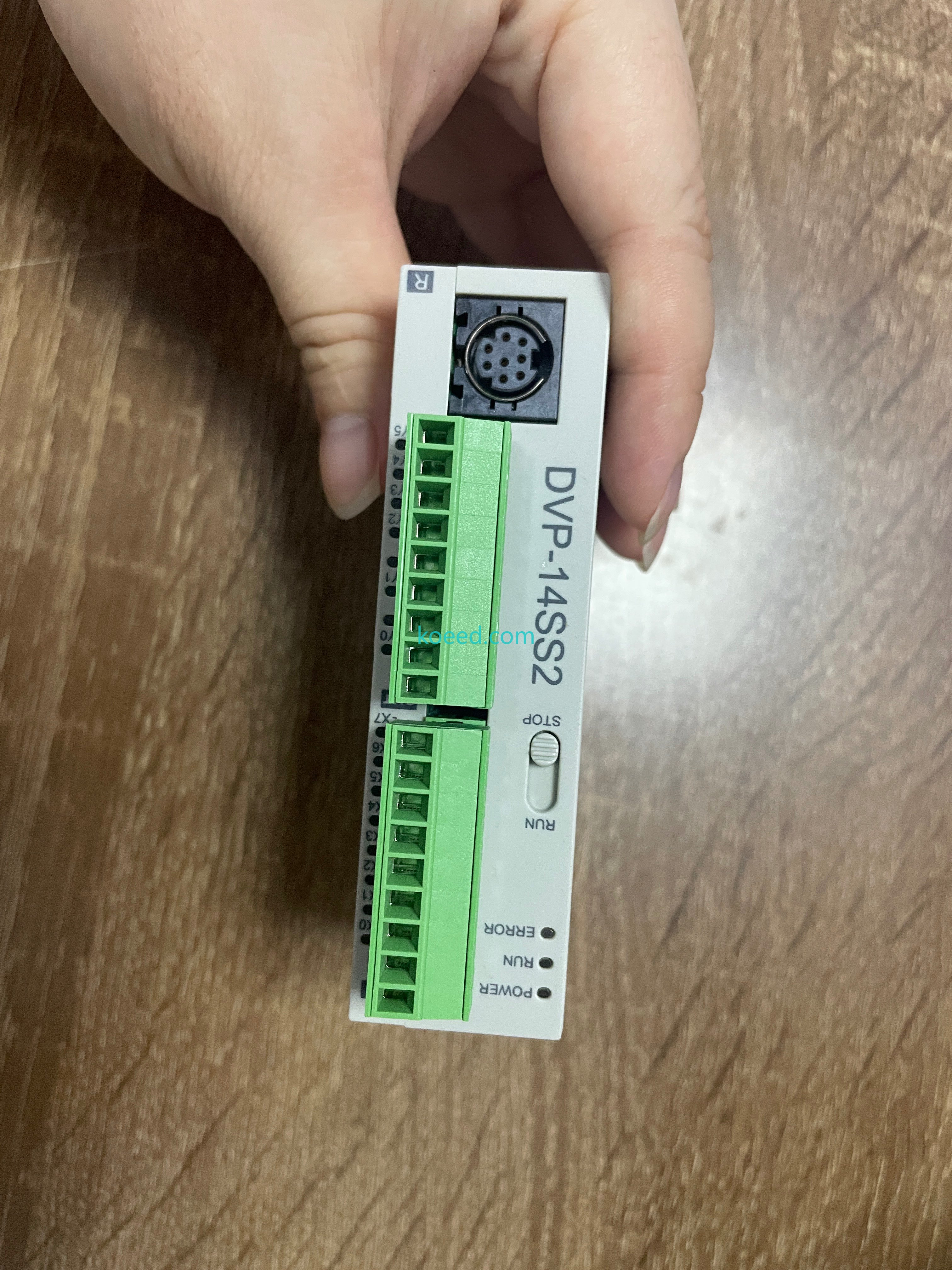 Delta DVP14SS211R Label Details