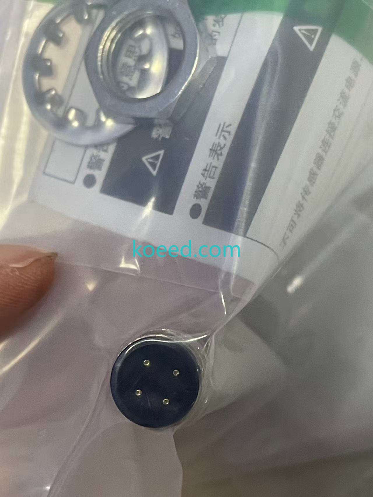 E2B-M12LS04-M1-B1 - Product View