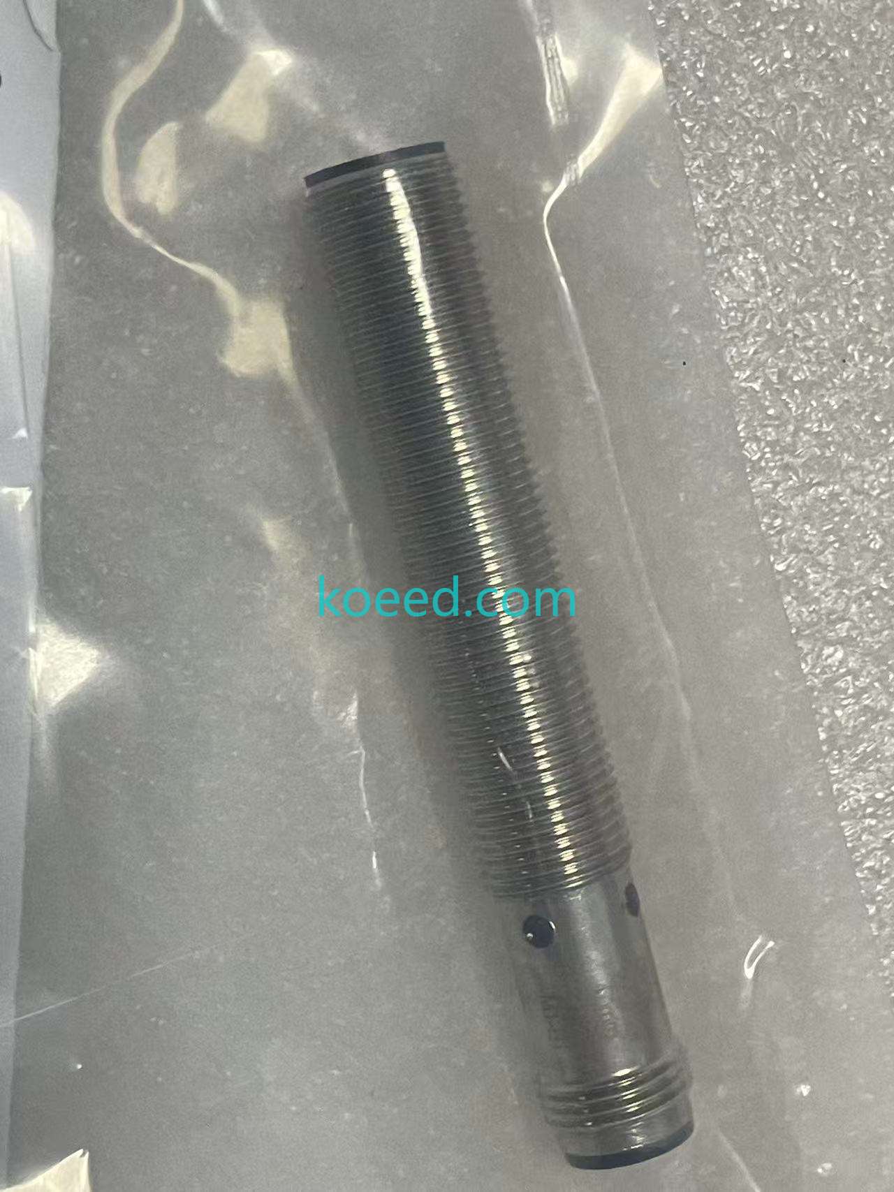 E2B-M12LS04-M1-B1 - Product View