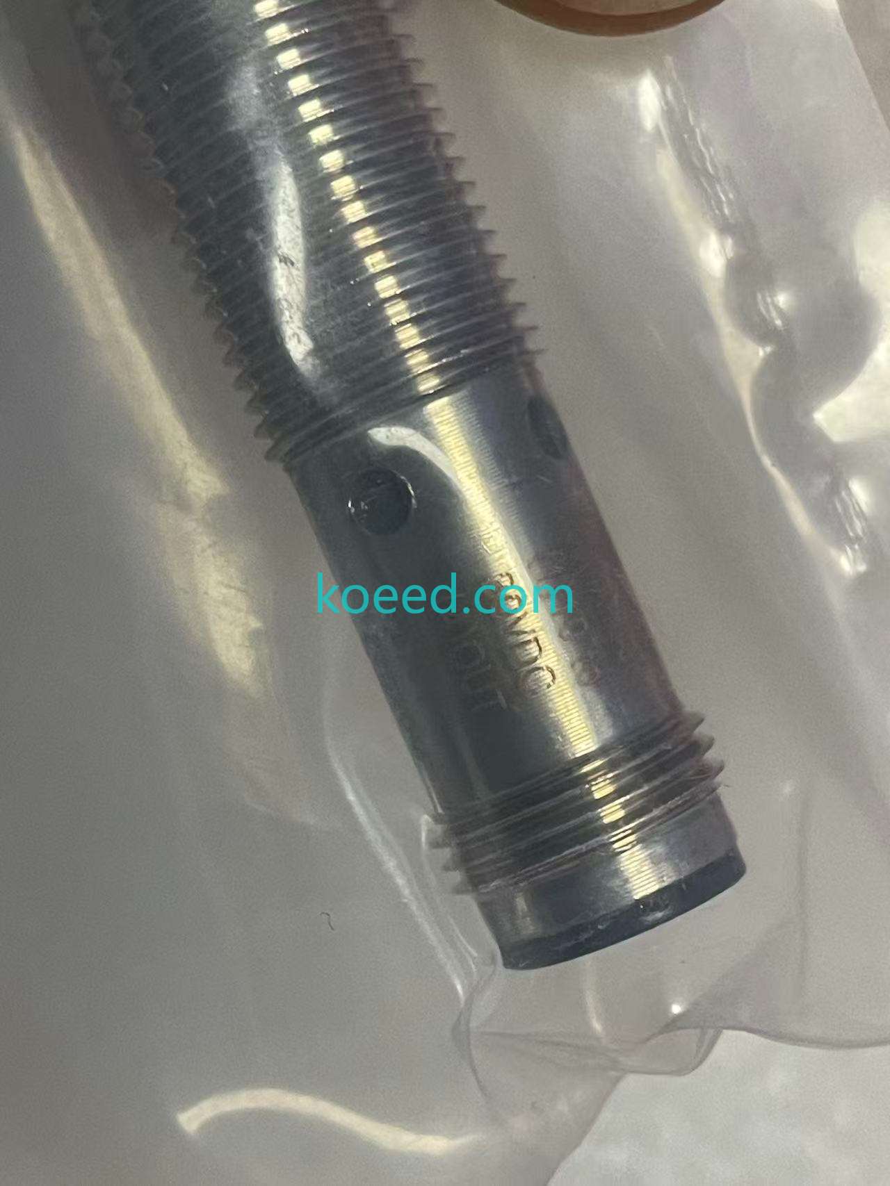 E2B-M12LS04-M1-B1 - Product View